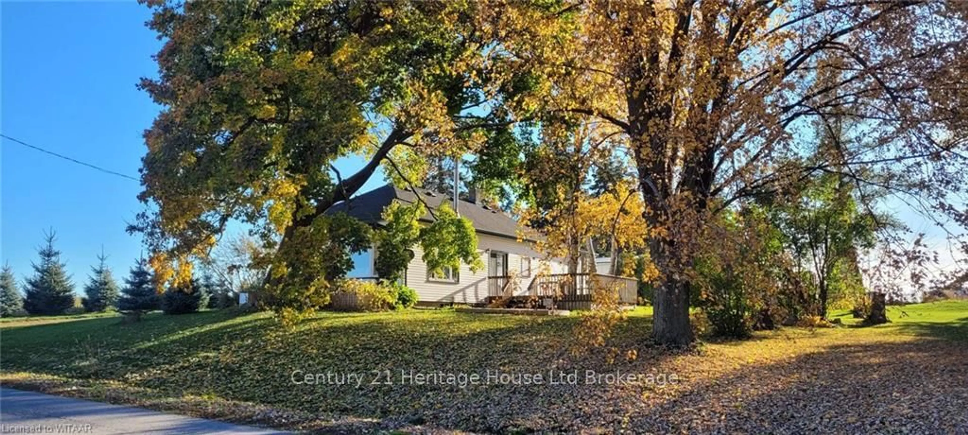 A pic from outside/outdoor area/front of a property/back of a property/a pic from drone, street for 474593 DODGE Line, South-West Oxford Ontario N0J 1A0
