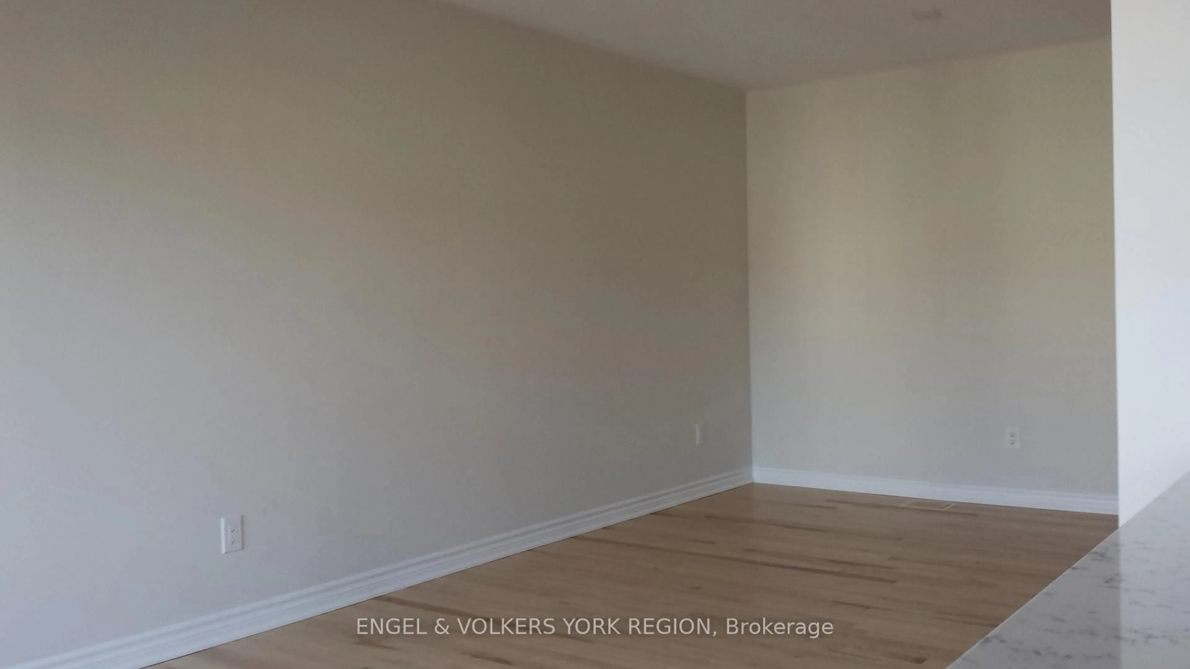 A pic of a room for 191 Soleil Ave Ave, Ottawa Ontario K4A 0R5