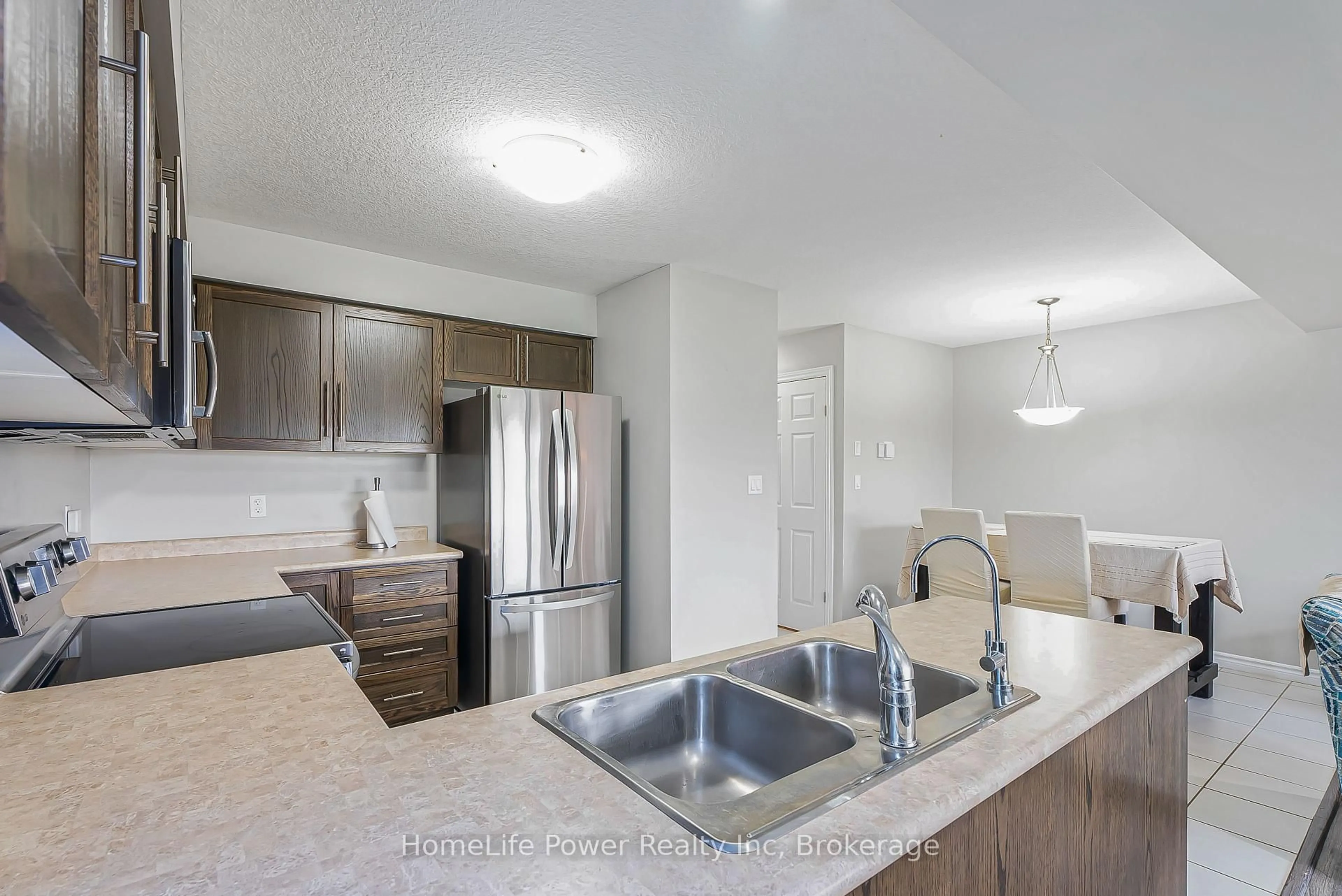 Unknown for 1426 Caen Ave, Woodstock Ontario N4T 0J7