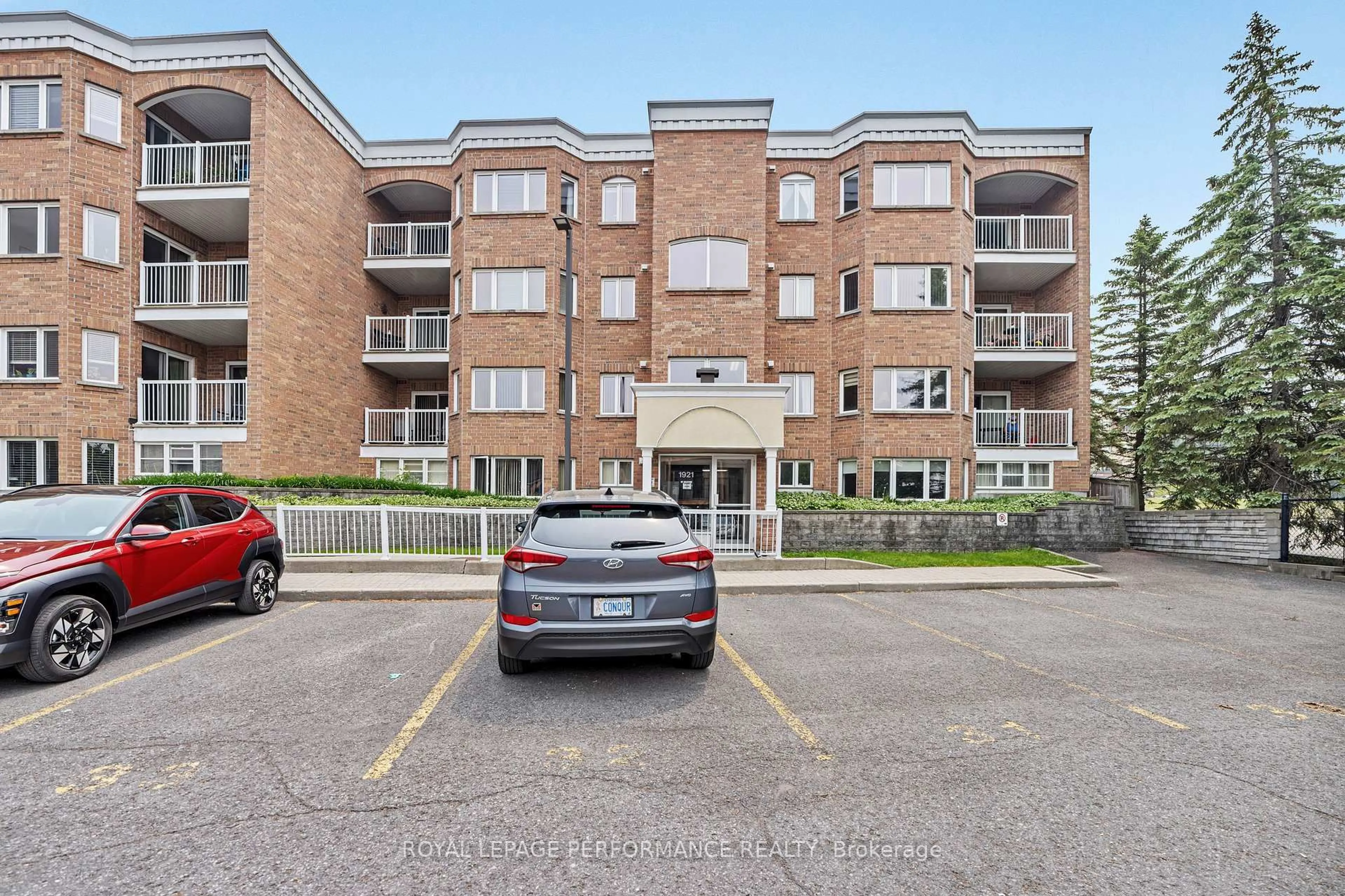 A pic from outside/outdoor area/front of a property/back of a property/a pic from drone, unknown for 1921 St Joseph Blvd #203, Ottawa Ontario K1C 0A3