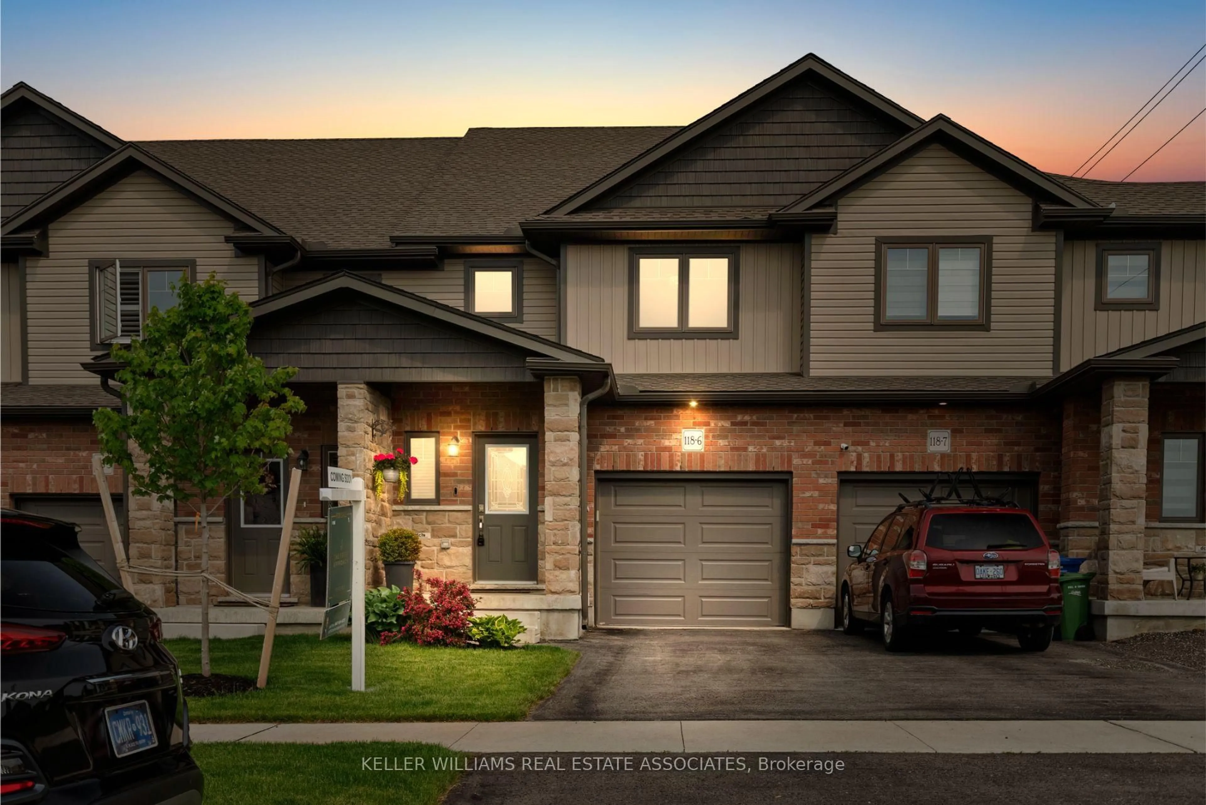 Home with brick exterior material, street for 118 Simmonds Dr #6, Guelph Ontario N1E 7L8