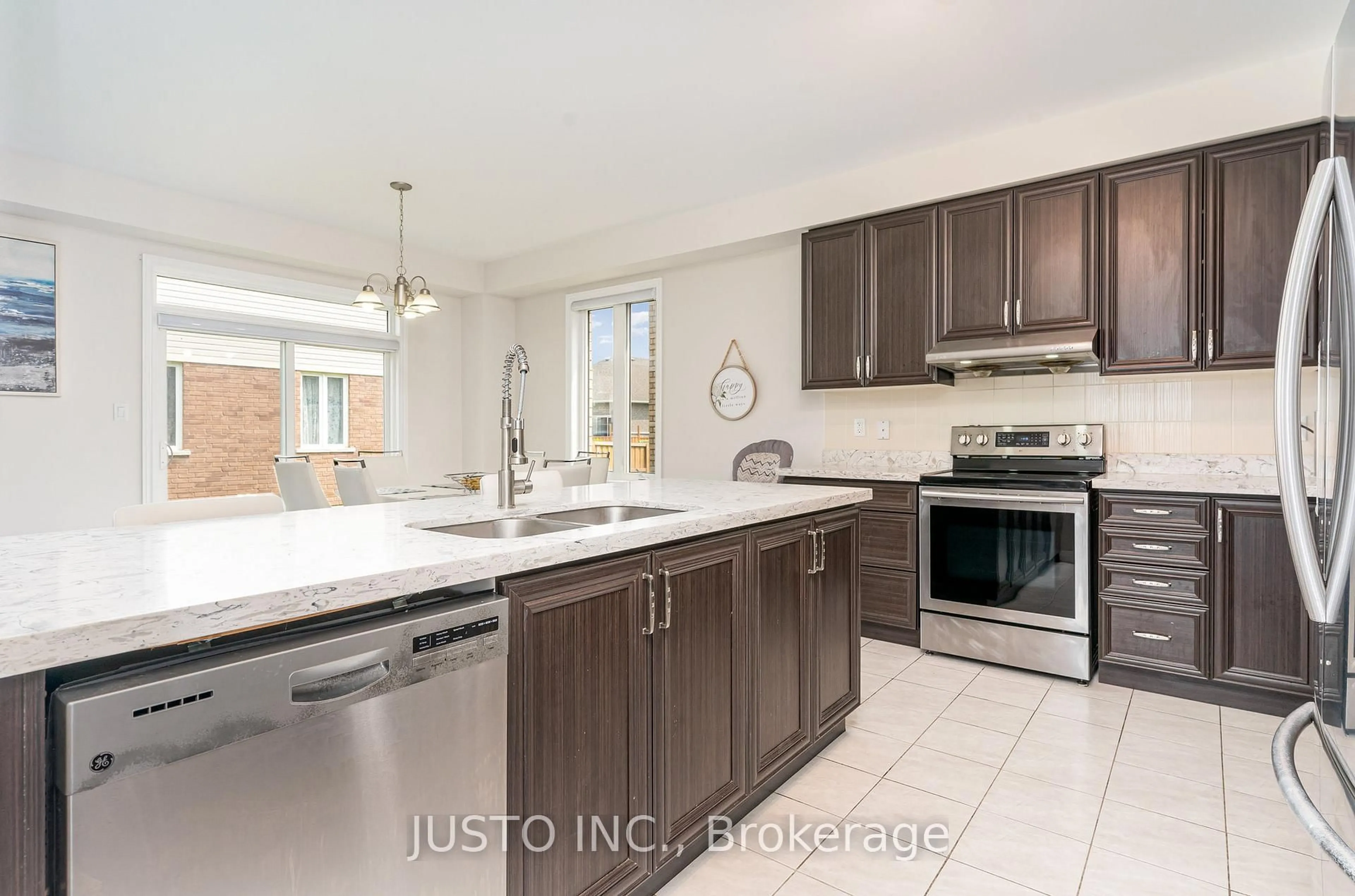 Open concept kitchen, ceramic/tile floor for 60 Paul Rexe Blvd, Otonabee-South Monaghan Ontario K9J 0G4