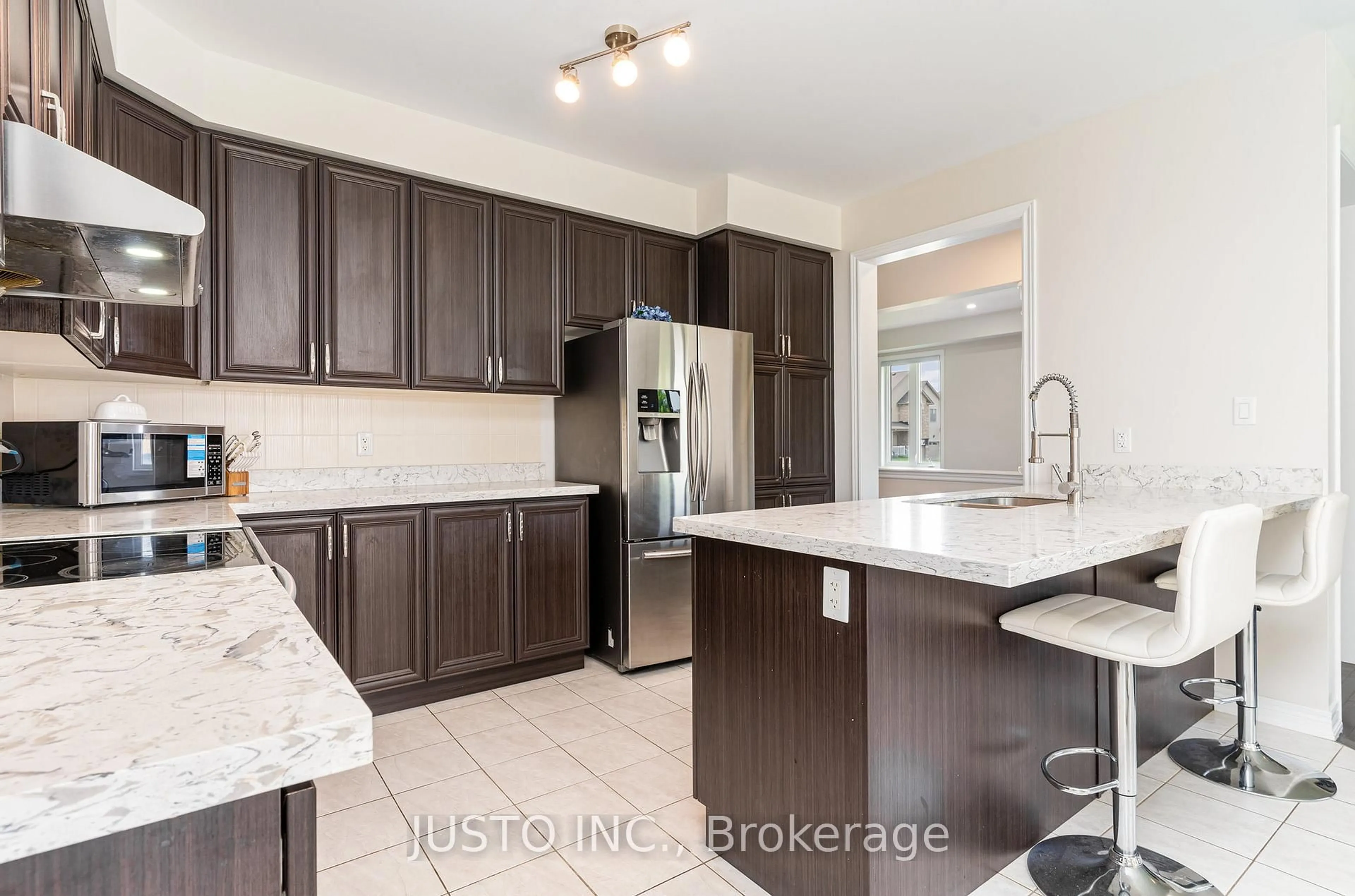 Open concept kitchen, ceramic/tile floor for 60 Paul Rexe Blvd, Otonabee-South Monaghan Ontario K9J 0G4