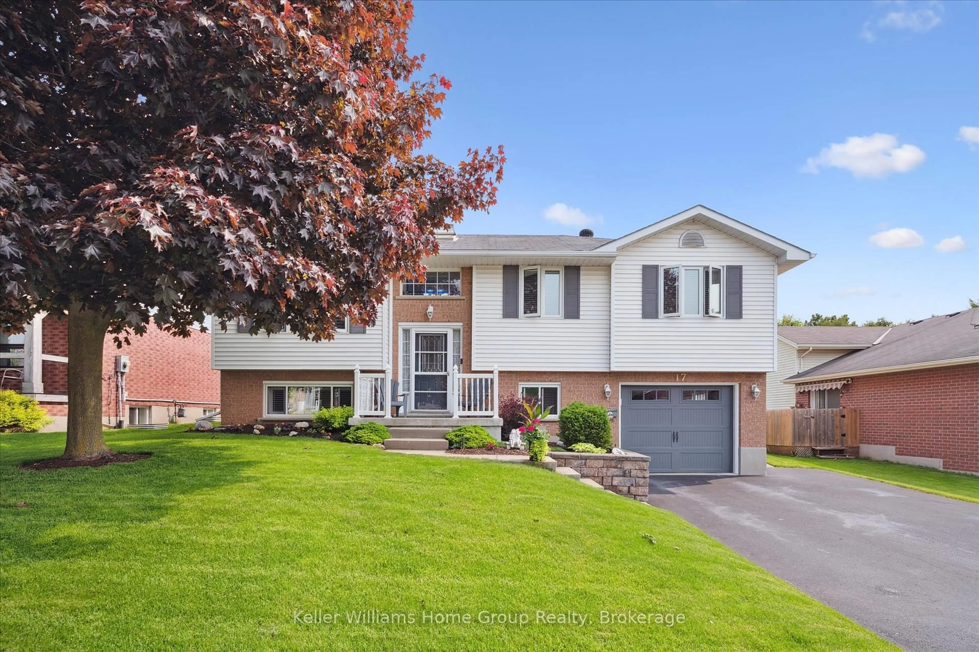 Home with vinyl exterior material, street for 17 Keating Dr, Centre Wellington Ontario N0B 1S0
