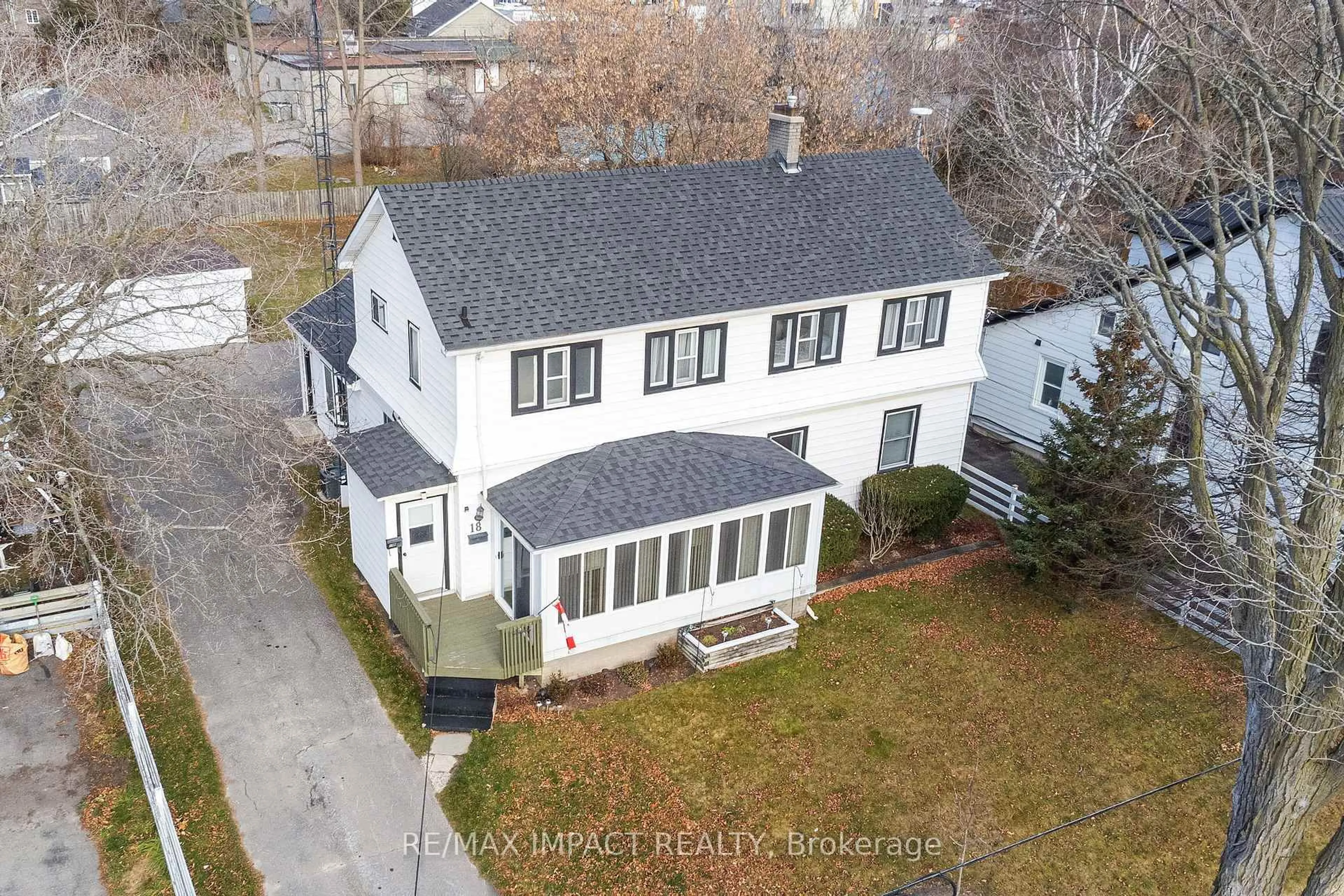 A pic from outside/outdoor area/front of a property/back of a property/a pic from drone, street for 18 Spencer St, Cobourg Ontario K9A 2G3
