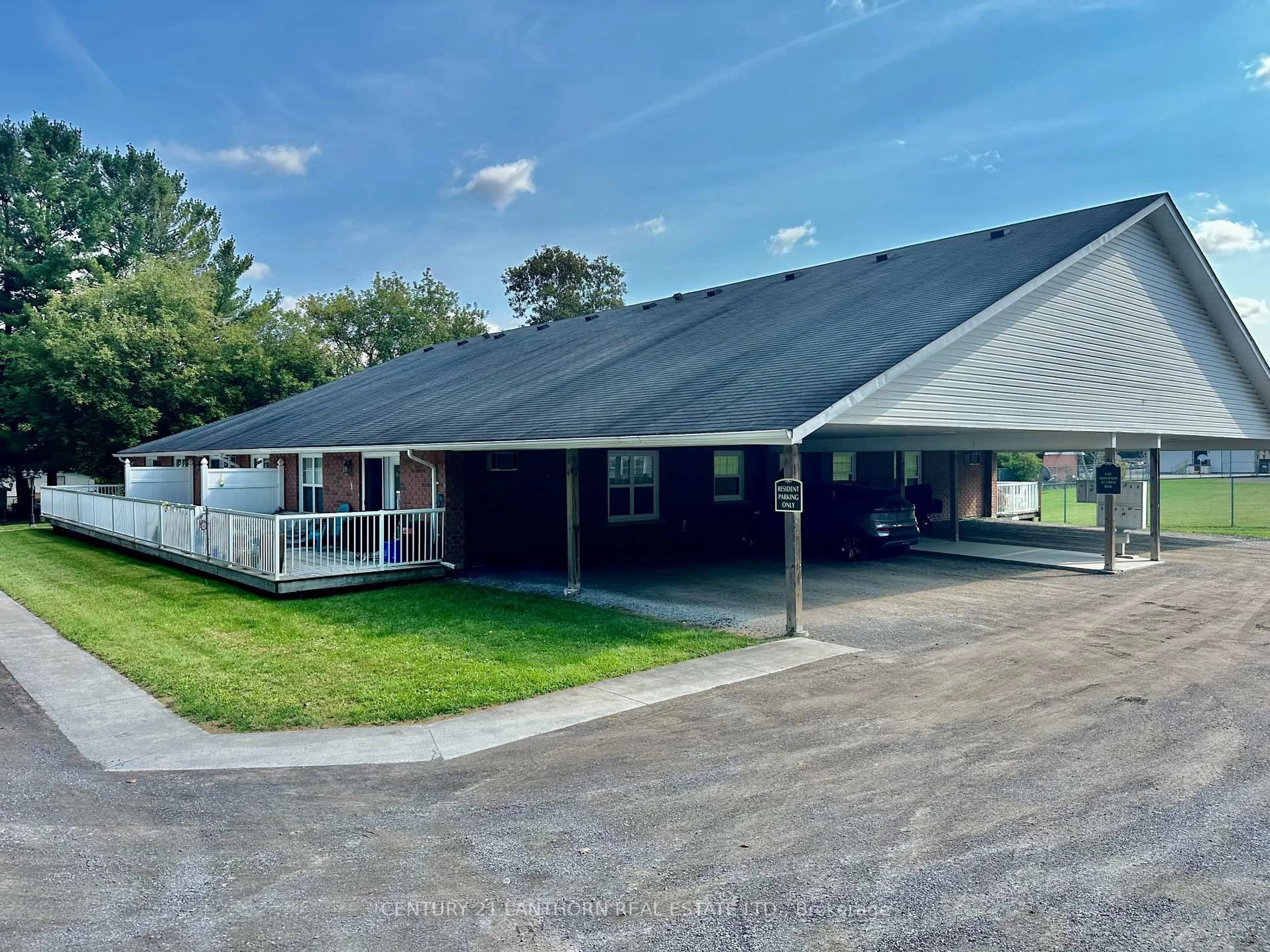A pic from outside/outdoor area/front of a property/back of a property/a pic from drone, unknown for 494 Metcalf St #3, Tweed Ontario K0K 3J0