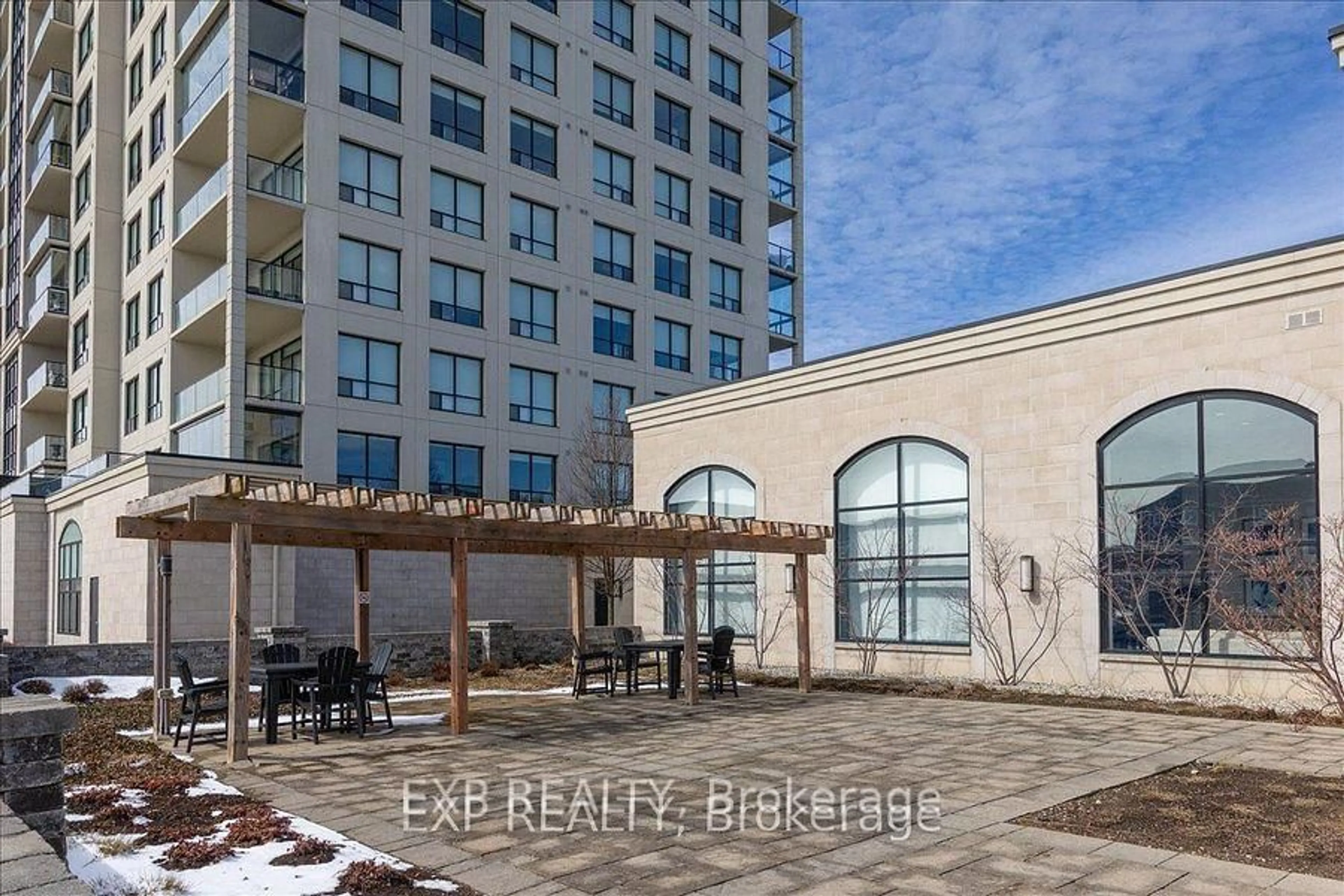 Patio, building for 260 Villagewalk Blvd #409, London North Ontario N5X 0A6