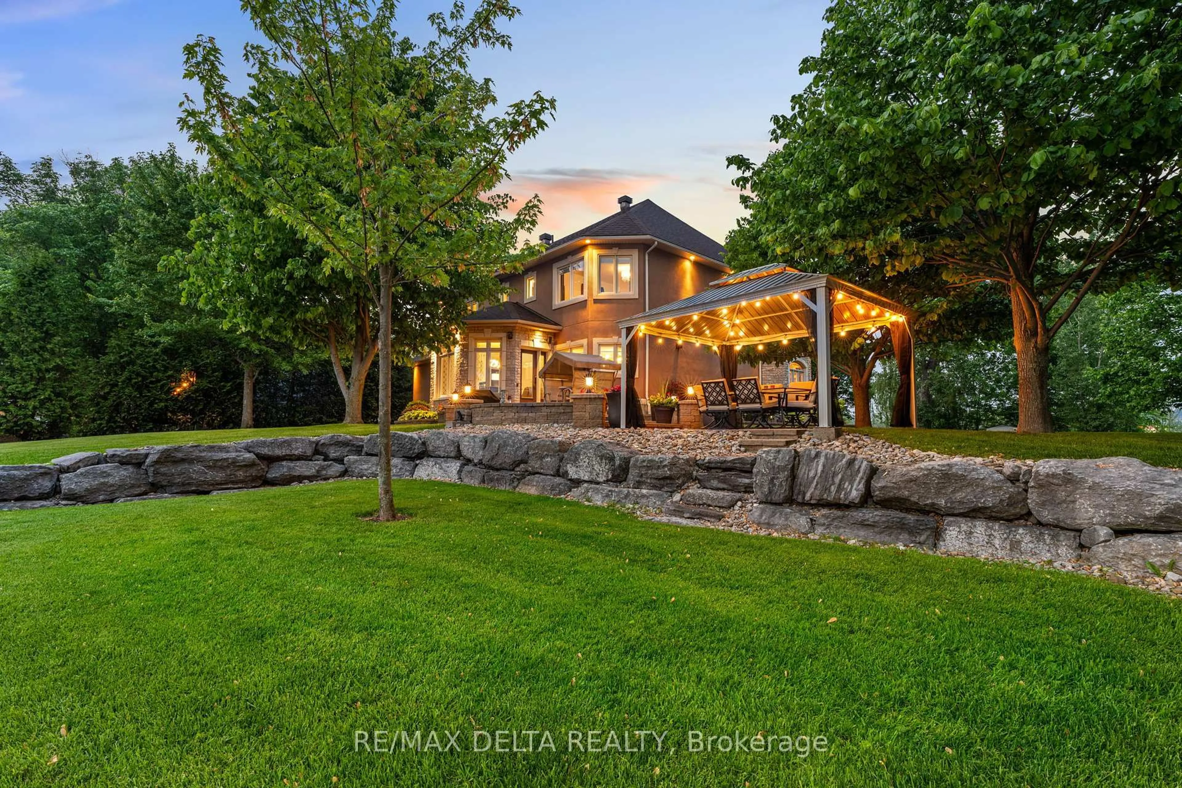 A pic from outside/outdoor area/front of a property/back of a property/a pic from drone, unknown for 150 Voisine Rd, Clarence-Rockland Ontario K4K 1A1