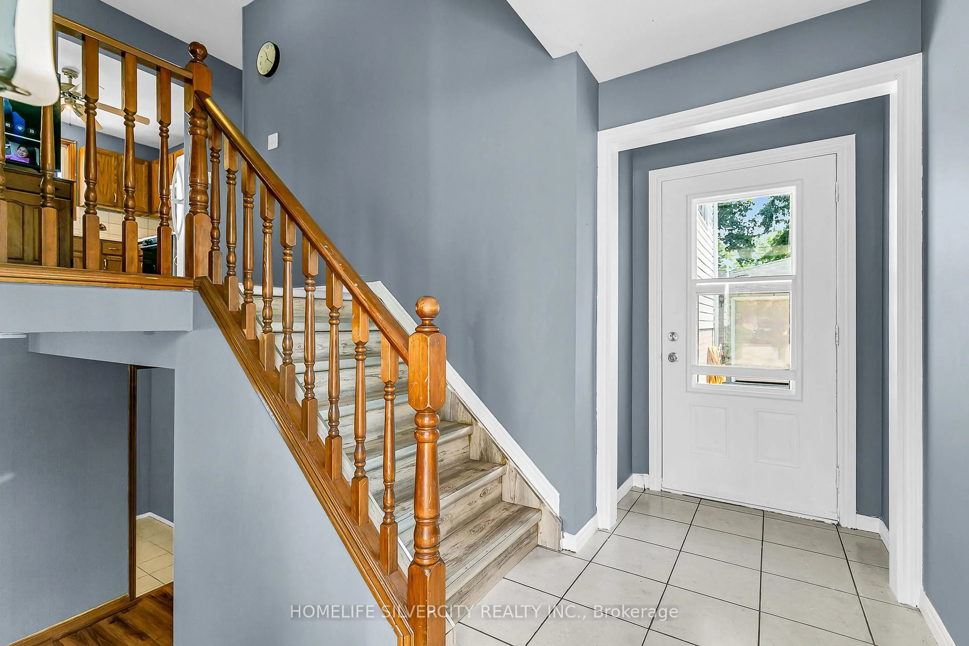 Unknown for 2616 Allyson Ave, Windsor Ontario N8W 5N6