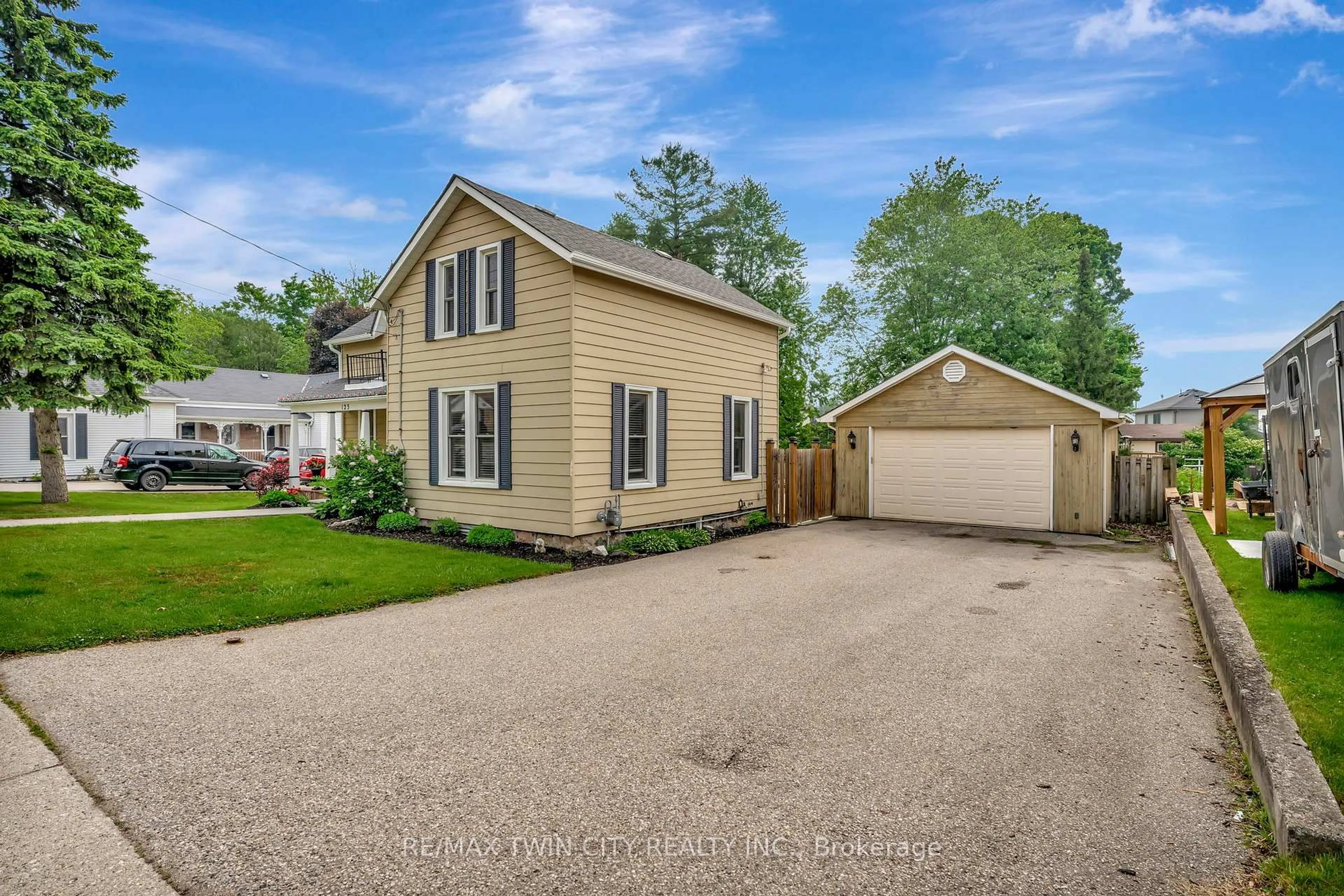 Home with vinyl exterior material, street for 123 Blandford St, East Zorra-Tavistock Ontario N0J 1M0