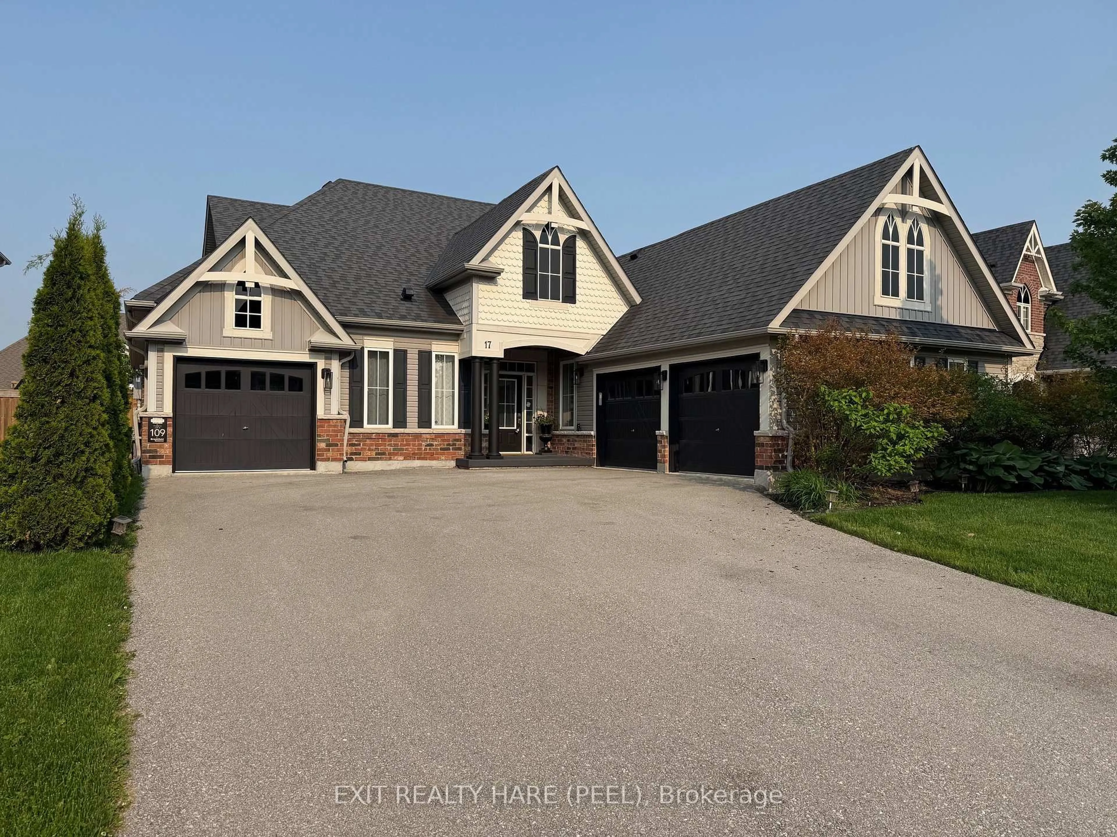 Home with brick exterior material, street for 17 Anderson Ave, Mono Ontario L9W 6W6