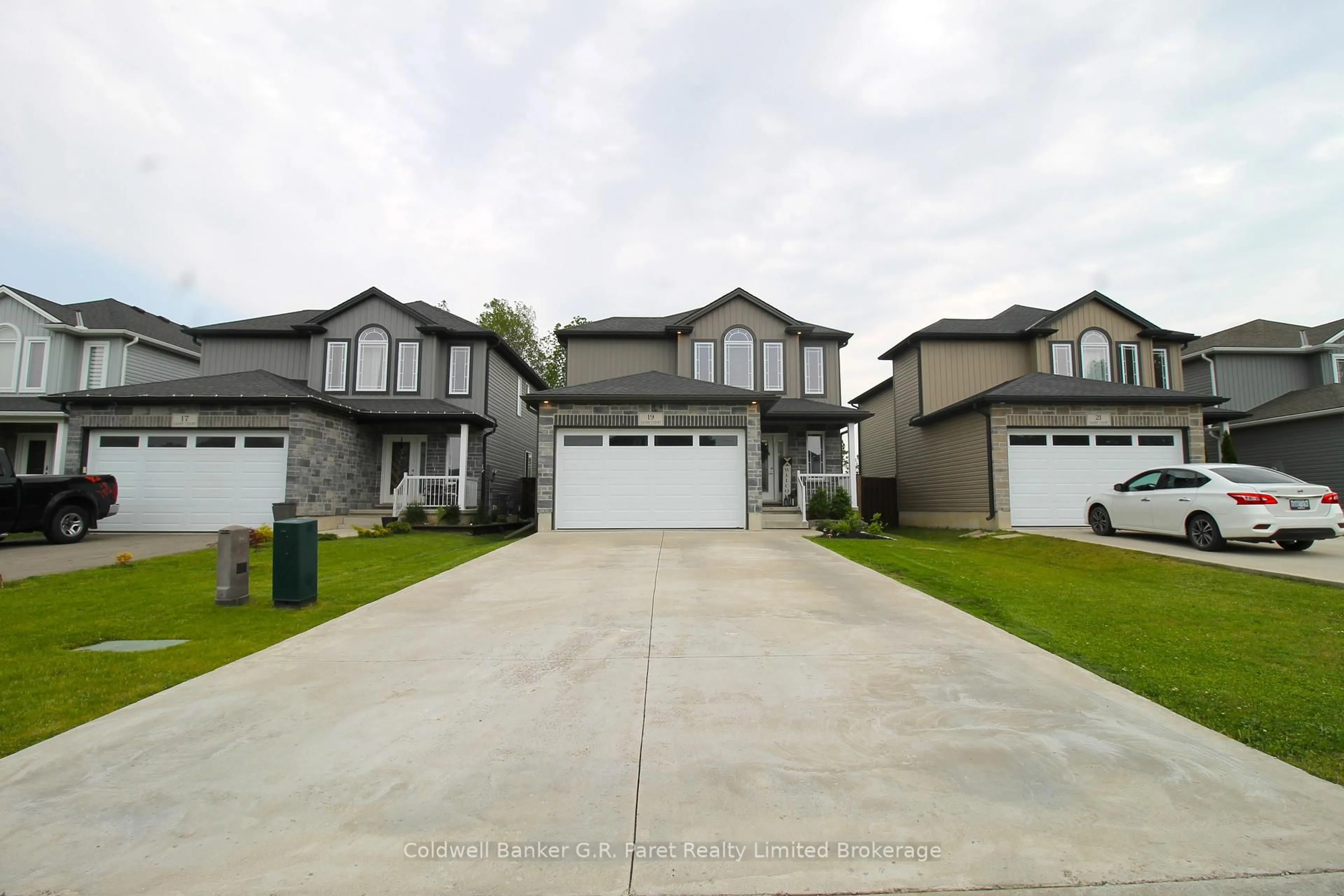 Unknown for 19 Sandy Crt, Tillsonburg Ontario N4G 0H6