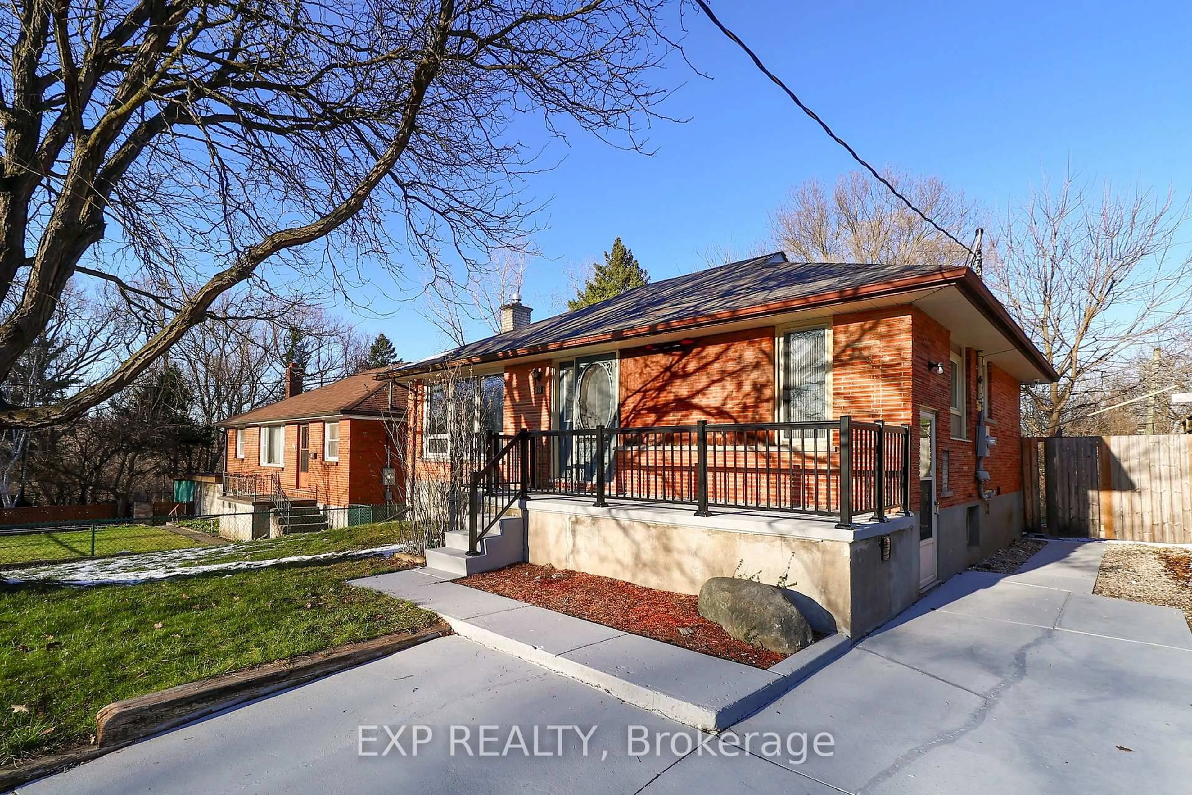 Home with brick exterior material, street for 28 Gladstone Ave, London South Ontario N5Z 3R1
