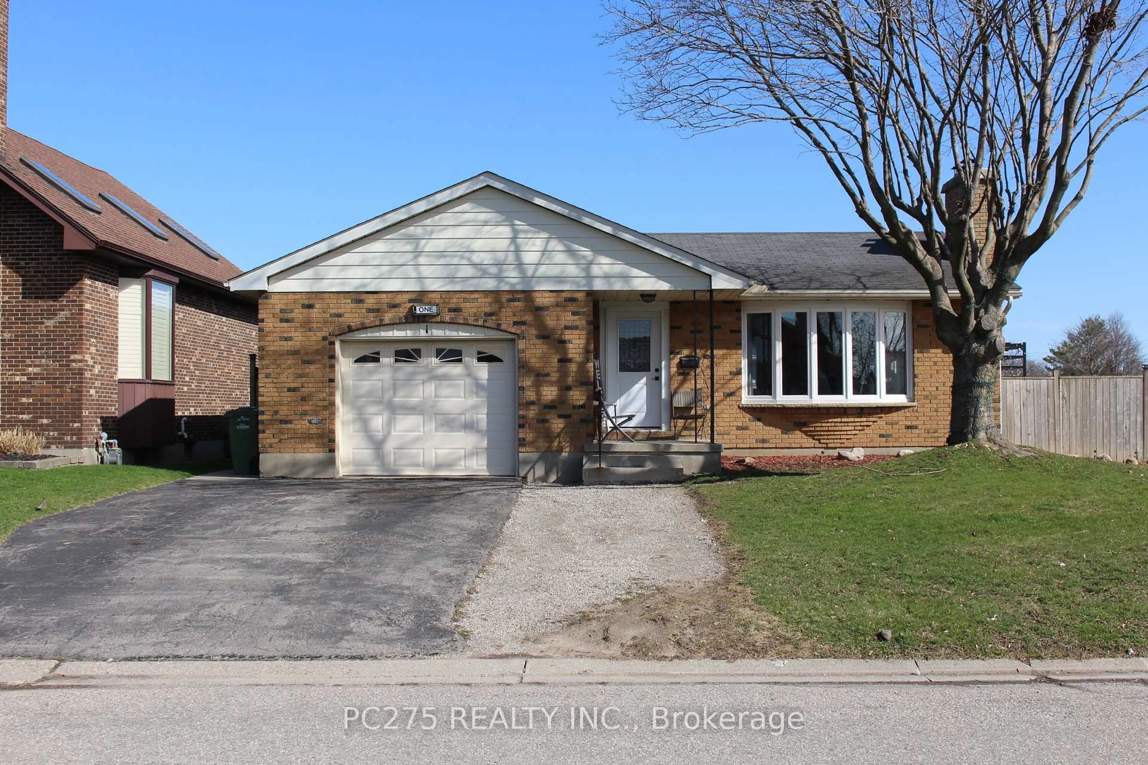 Home with brick exterior material, street for 1 Idsardi Ave, St. Thomas Ontario N5R 5P5