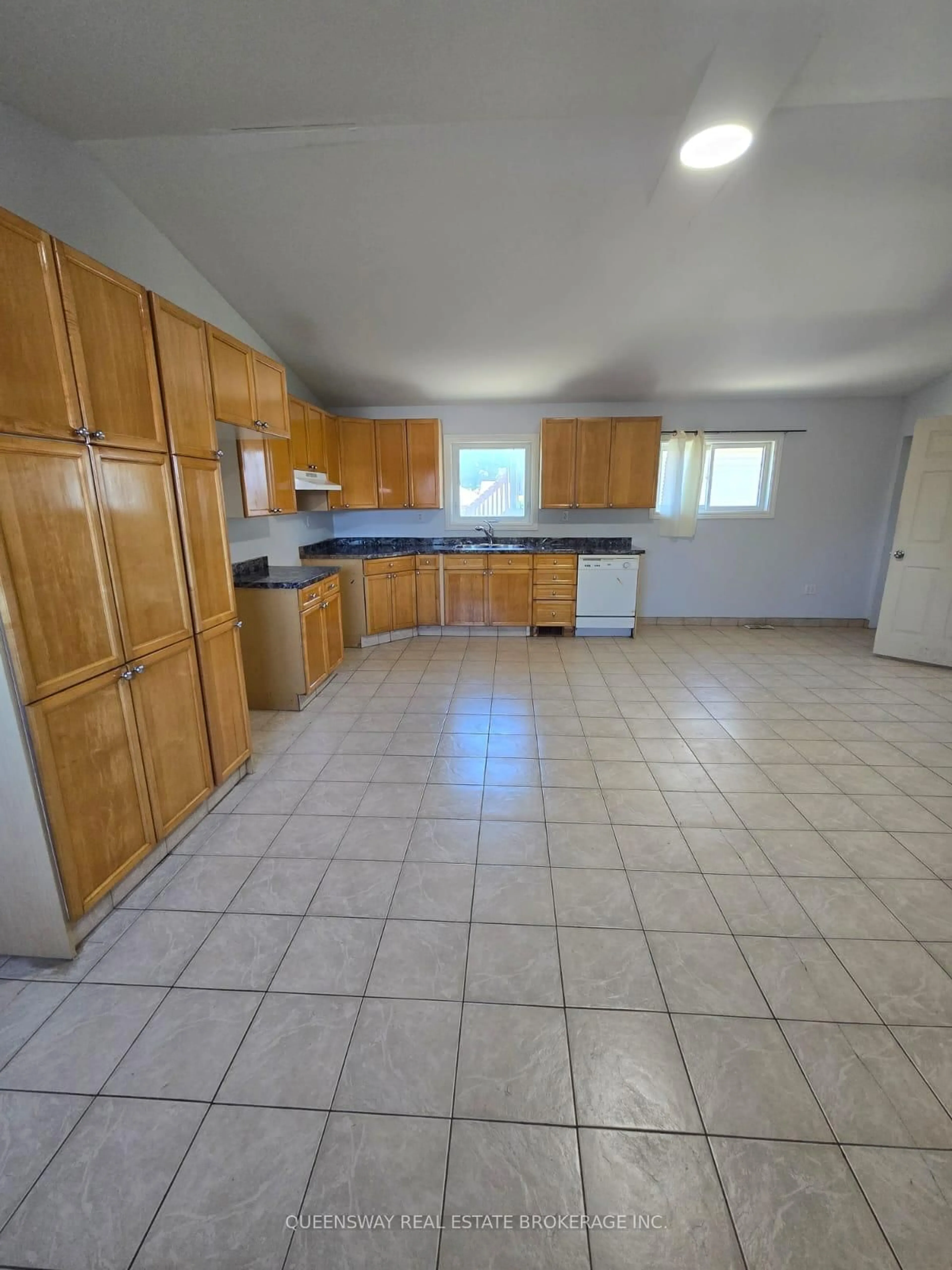 Unknown for 63 Edith St, St. Catharines Ontario L2S 2P8