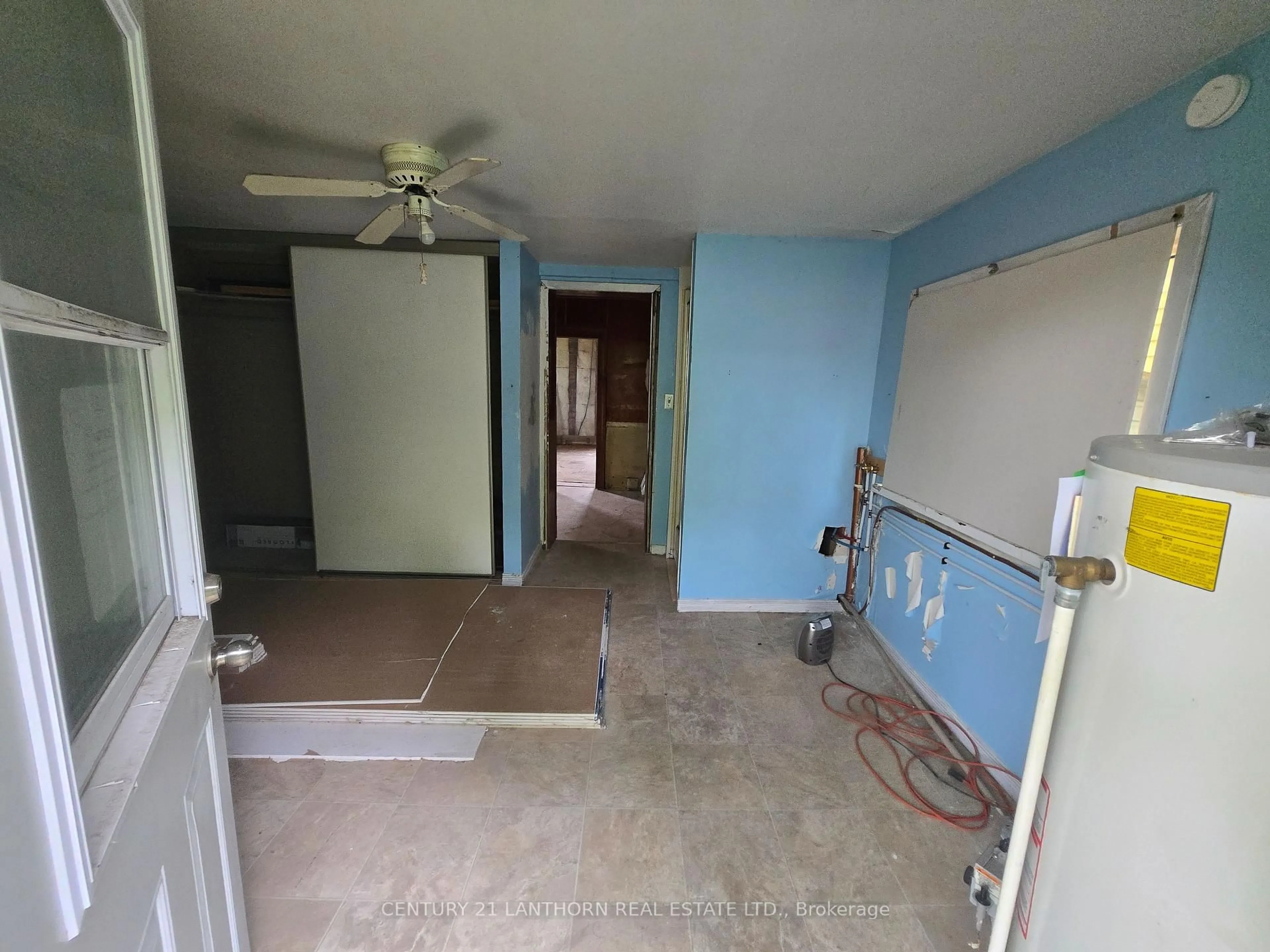A pic of a room for 188 Dundas St, Quinte West Ontario K8V 3R2