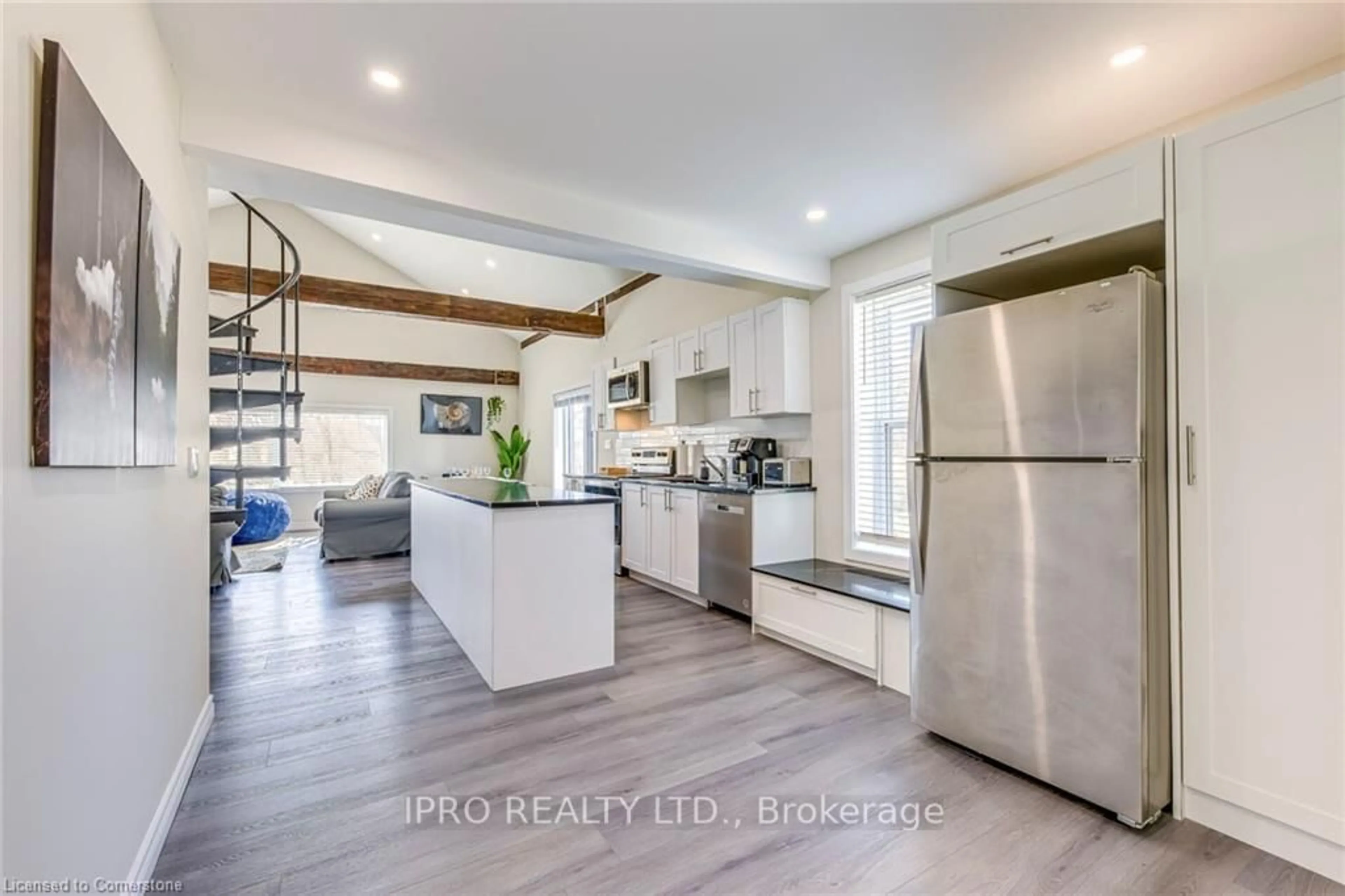 Open concept kitchen, unknown for 3590 Lakeshore Rd, Lincoln Ontario L0R 1B1