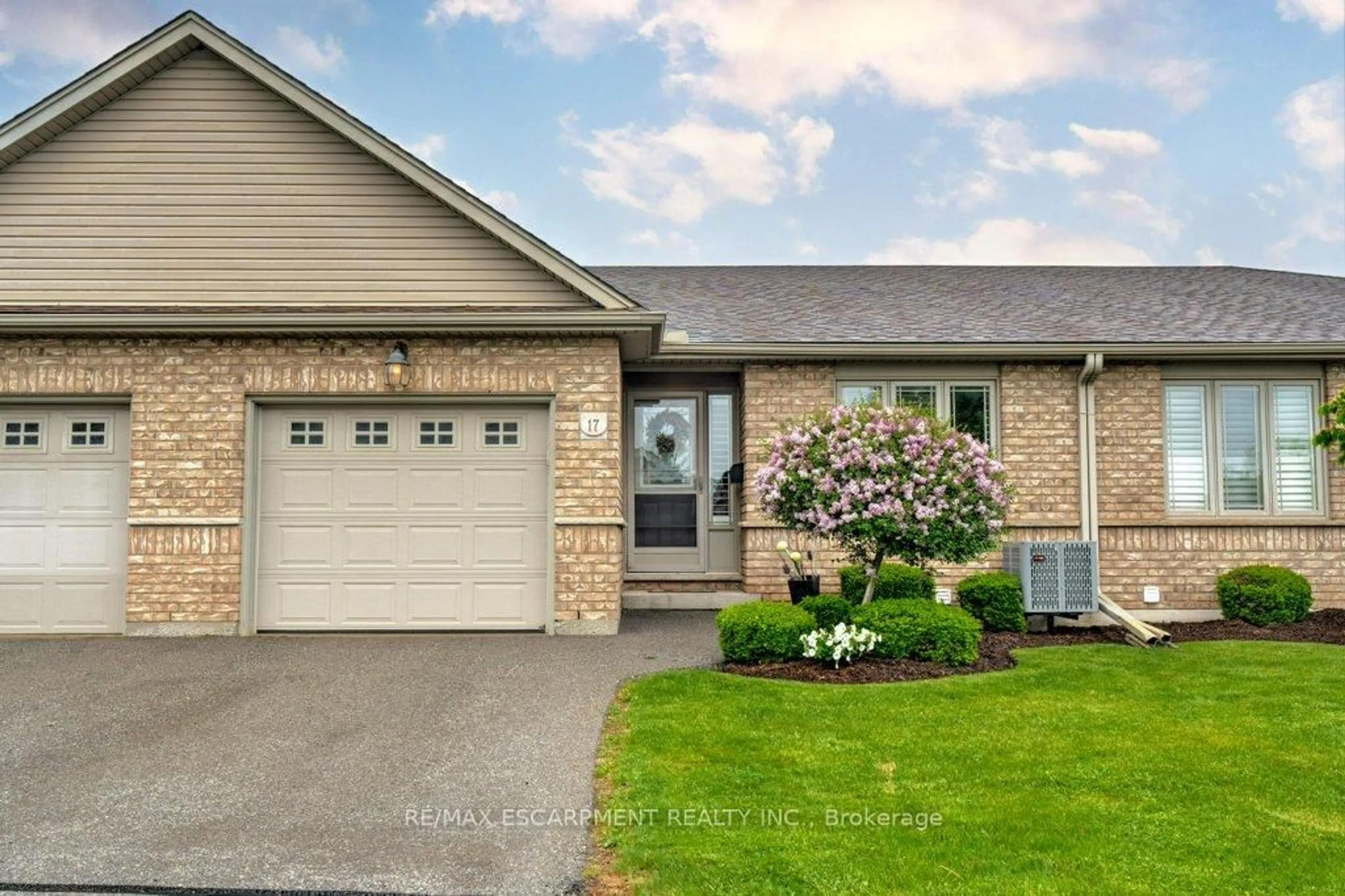 Home with brick exterior material, street for 601 Conklin Rd #17, Brantford Ontario N3T 0C1