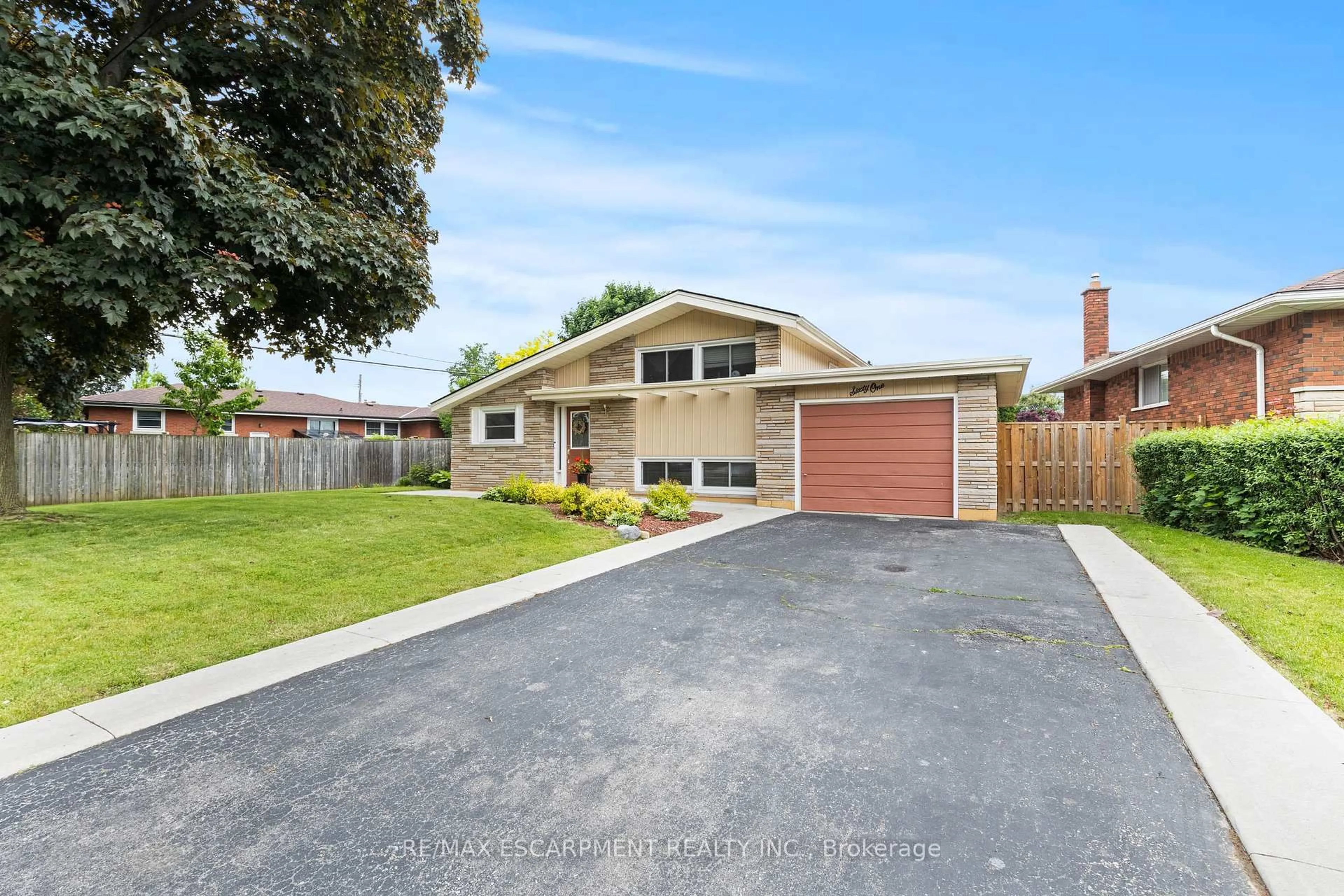 Unknown for 61 Orphir Rd, Hamilton Ontario L8K 3Z3