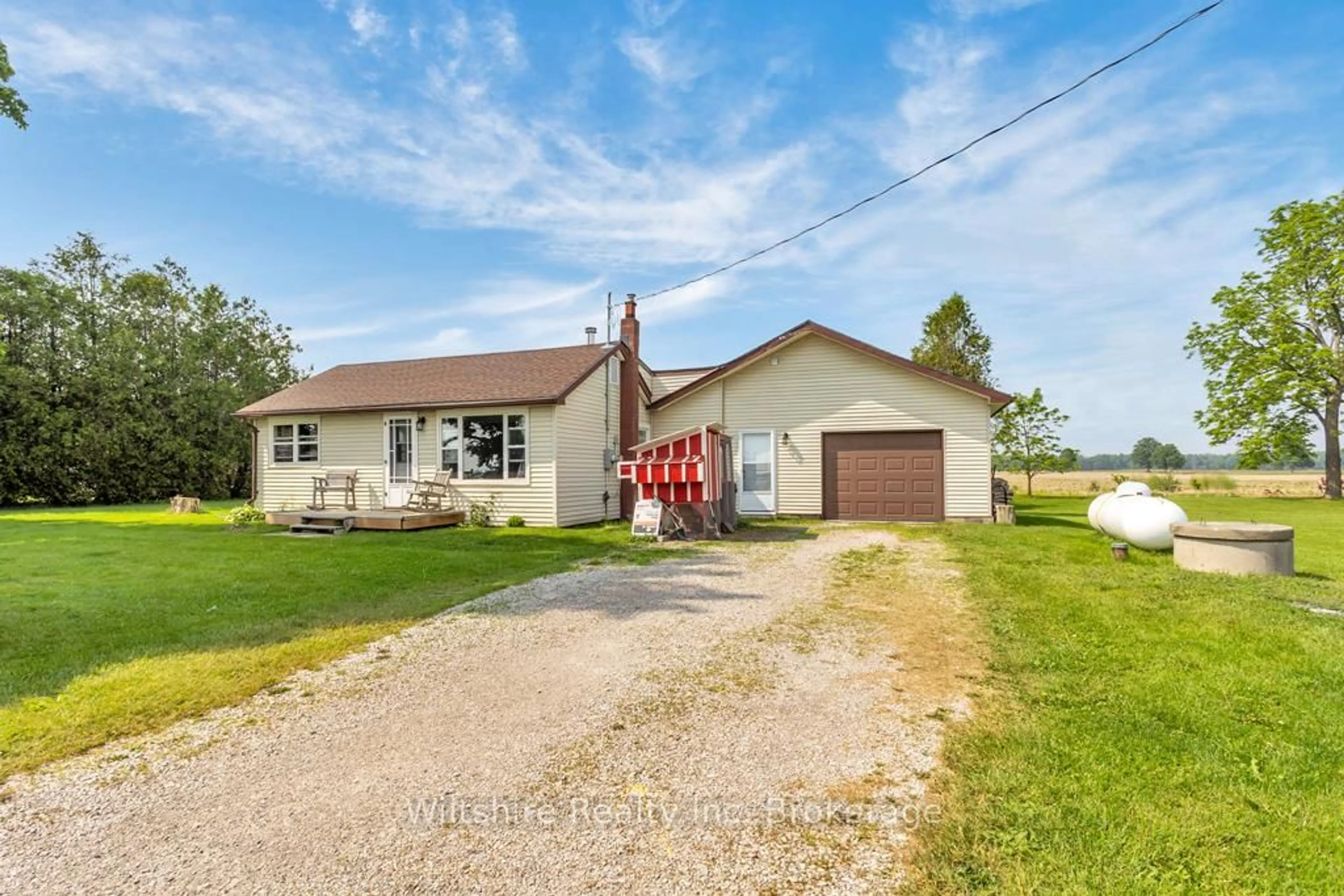 A pic from outside/outdoor area/front of a property/back of a property/a pic from drone, street for 53608 Best Line, Bayham Ontario N5H 2R3