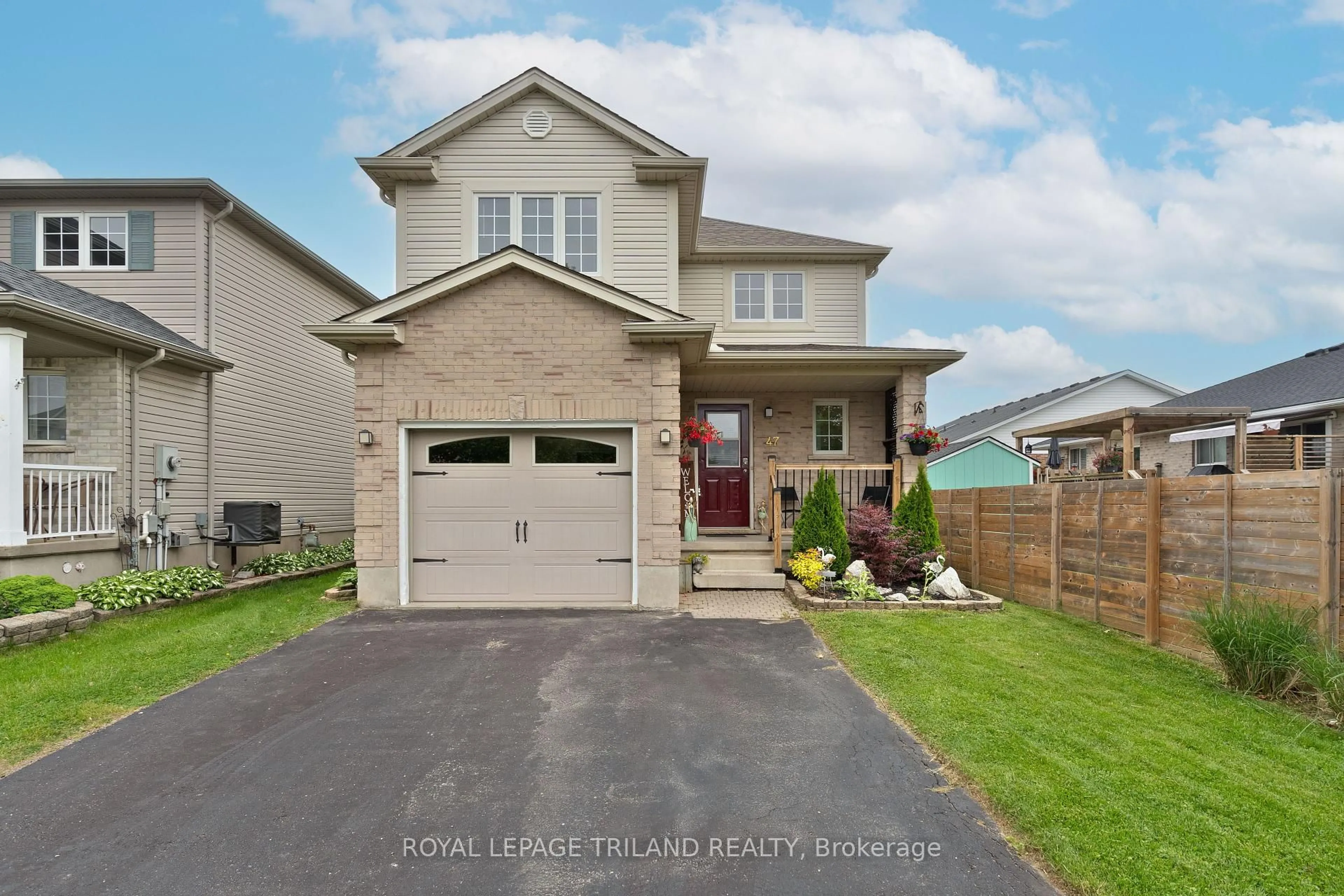 Home with brick exterior material, street for 47 Carrie Cres, St. Thomas Ontario N5R 6C1