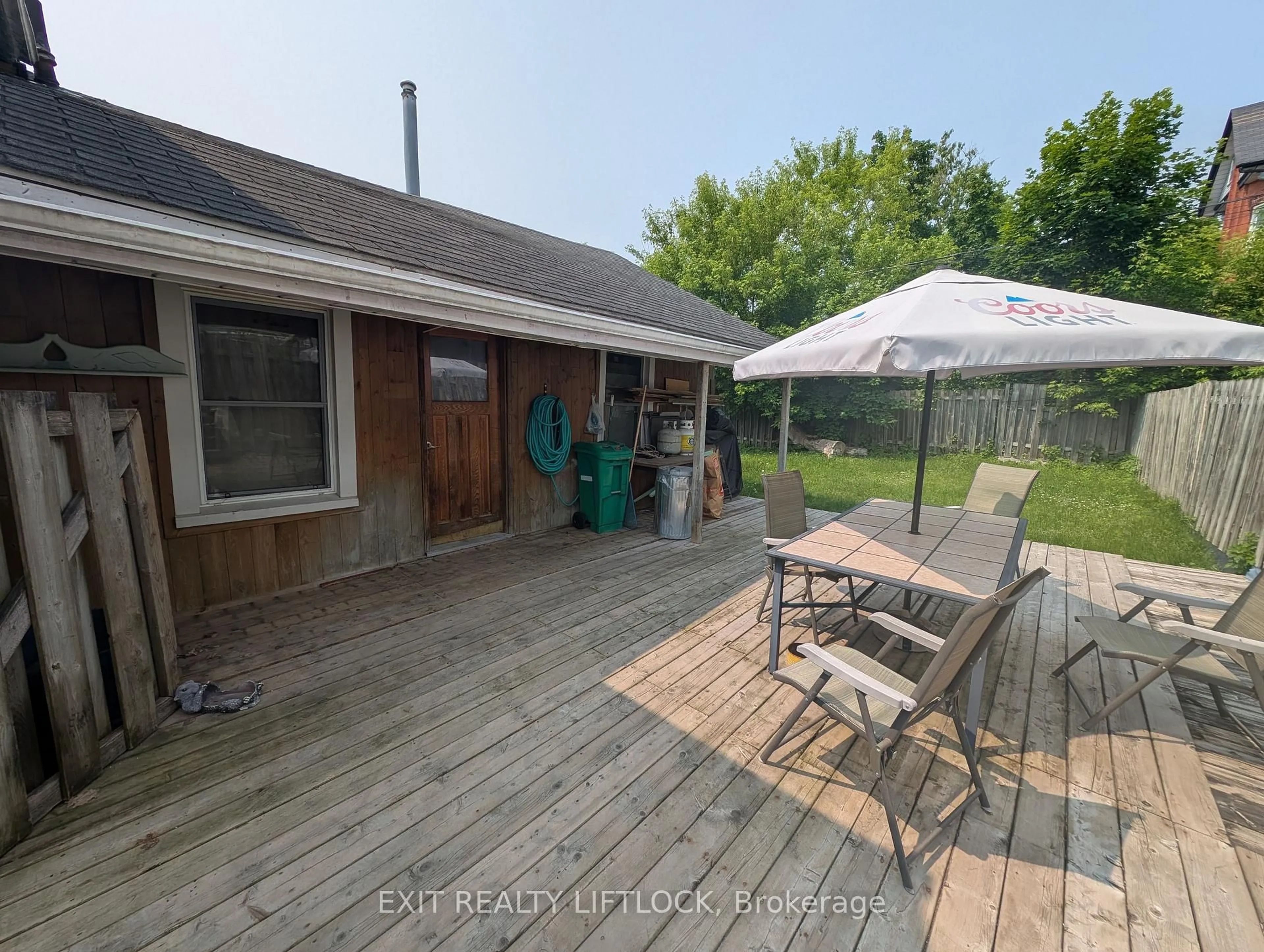 A pic from outside/outdoor area/front of a property/back of a property/a pic from drone, water/lake/river/ocean view for 413 Bethune St, Peterborough Central Ontario K9H 3Z1