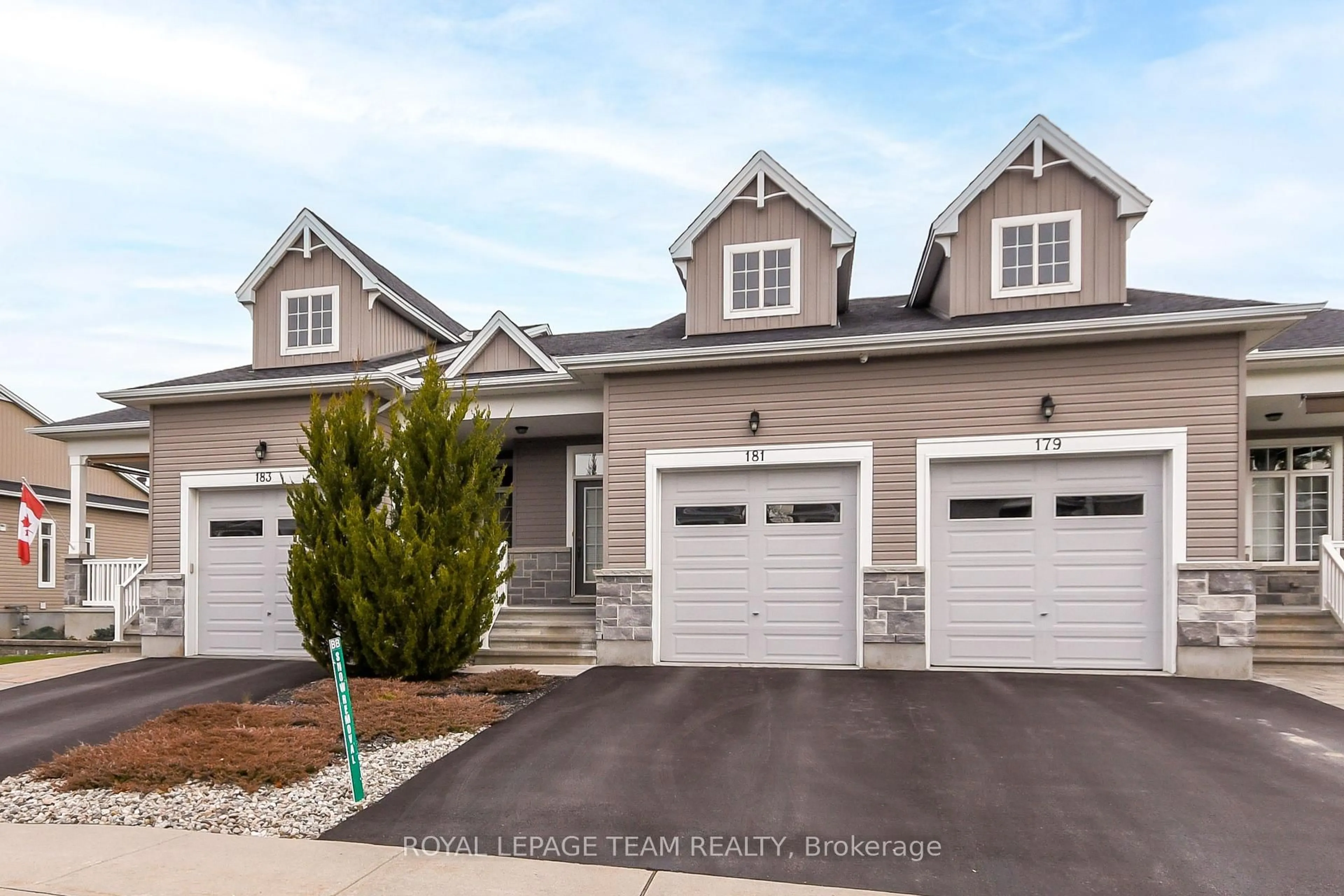 Home with vinyl exterior material, street for 181 Oxford St, North Grenville Ontario K0G 1J0