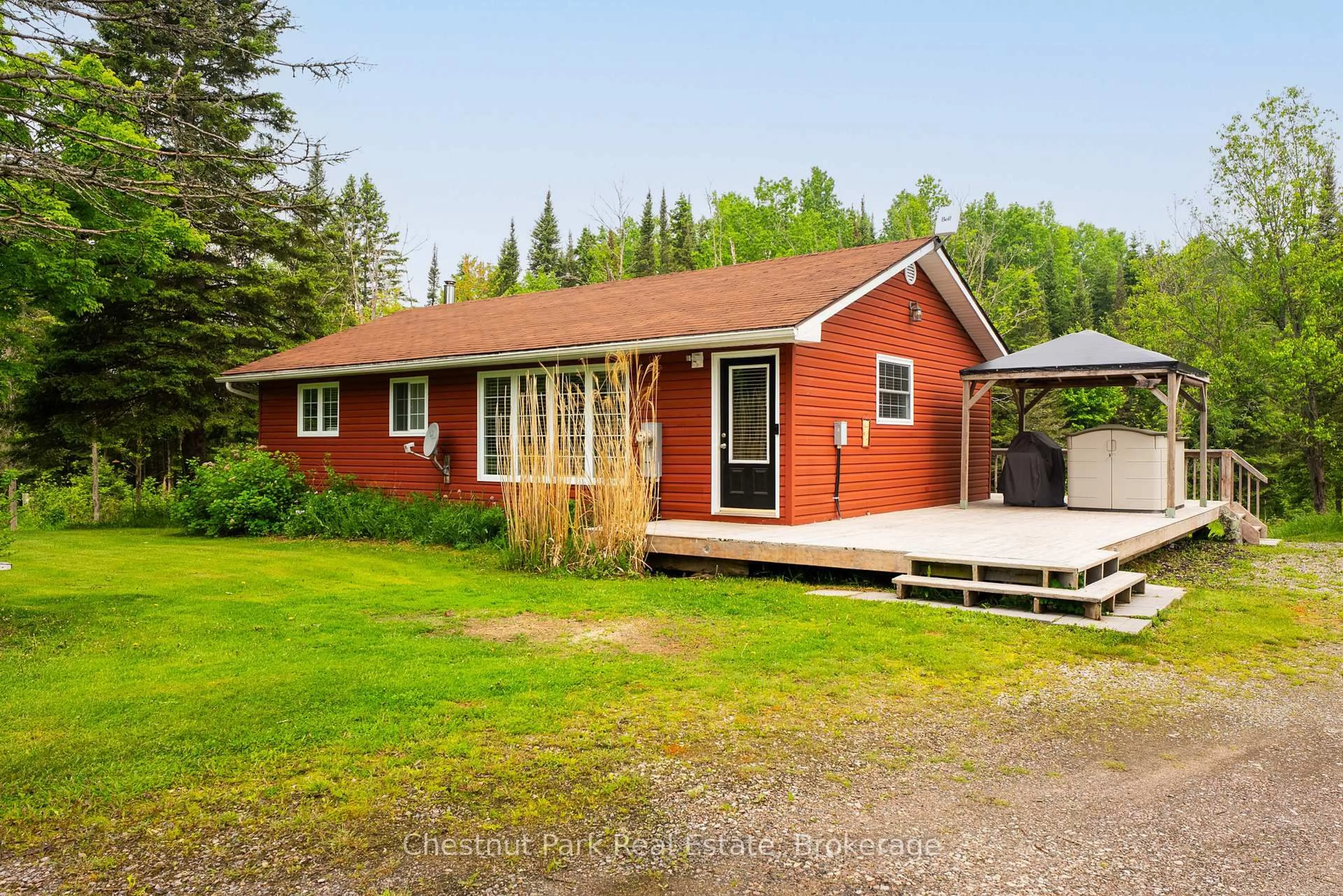 Shed for 1 Christopher Lane, Burk's Falls Ontario P0A 1C0