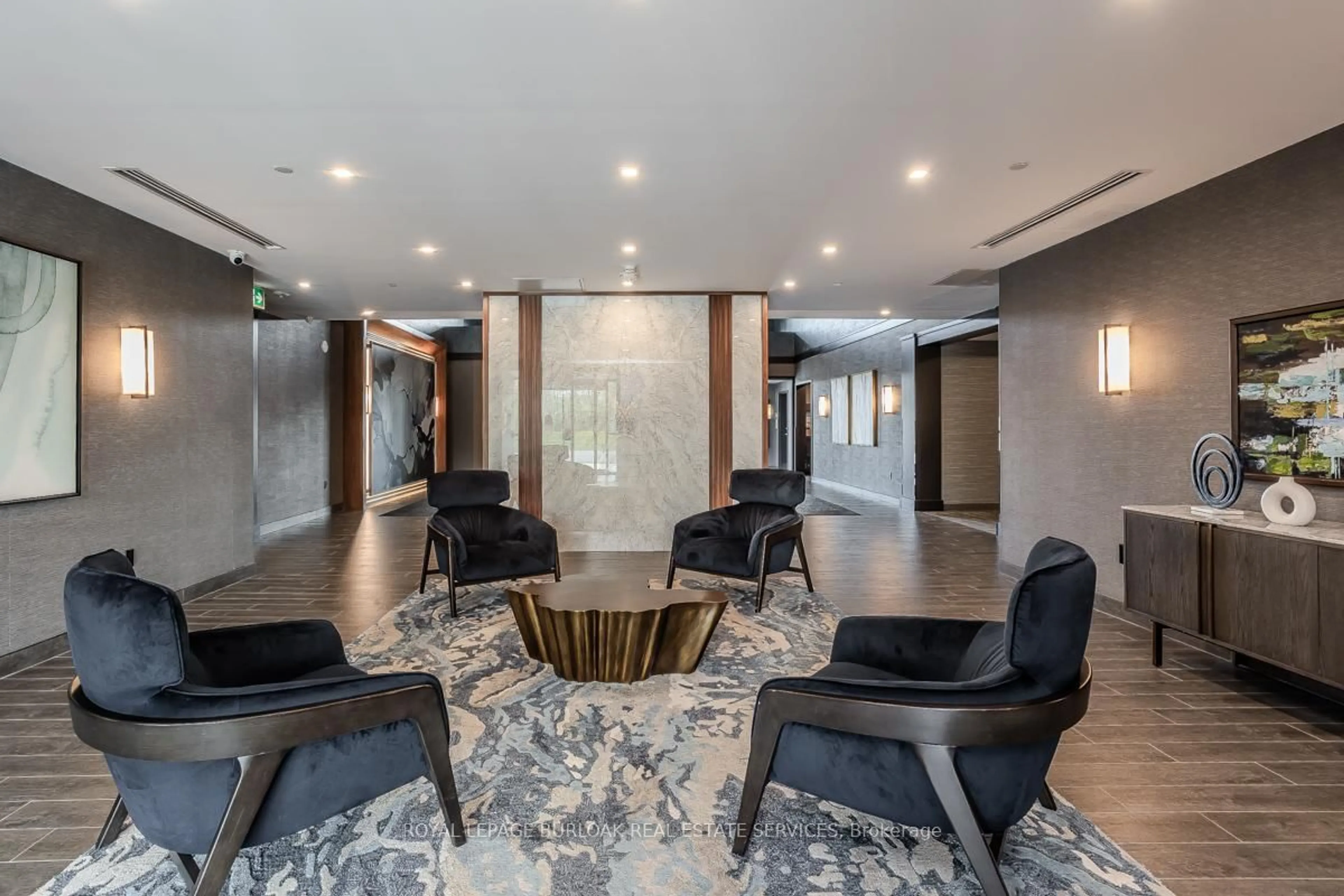 Lobby for 460 Dundas St #705, Hamilton Ontario L8B 2A5
