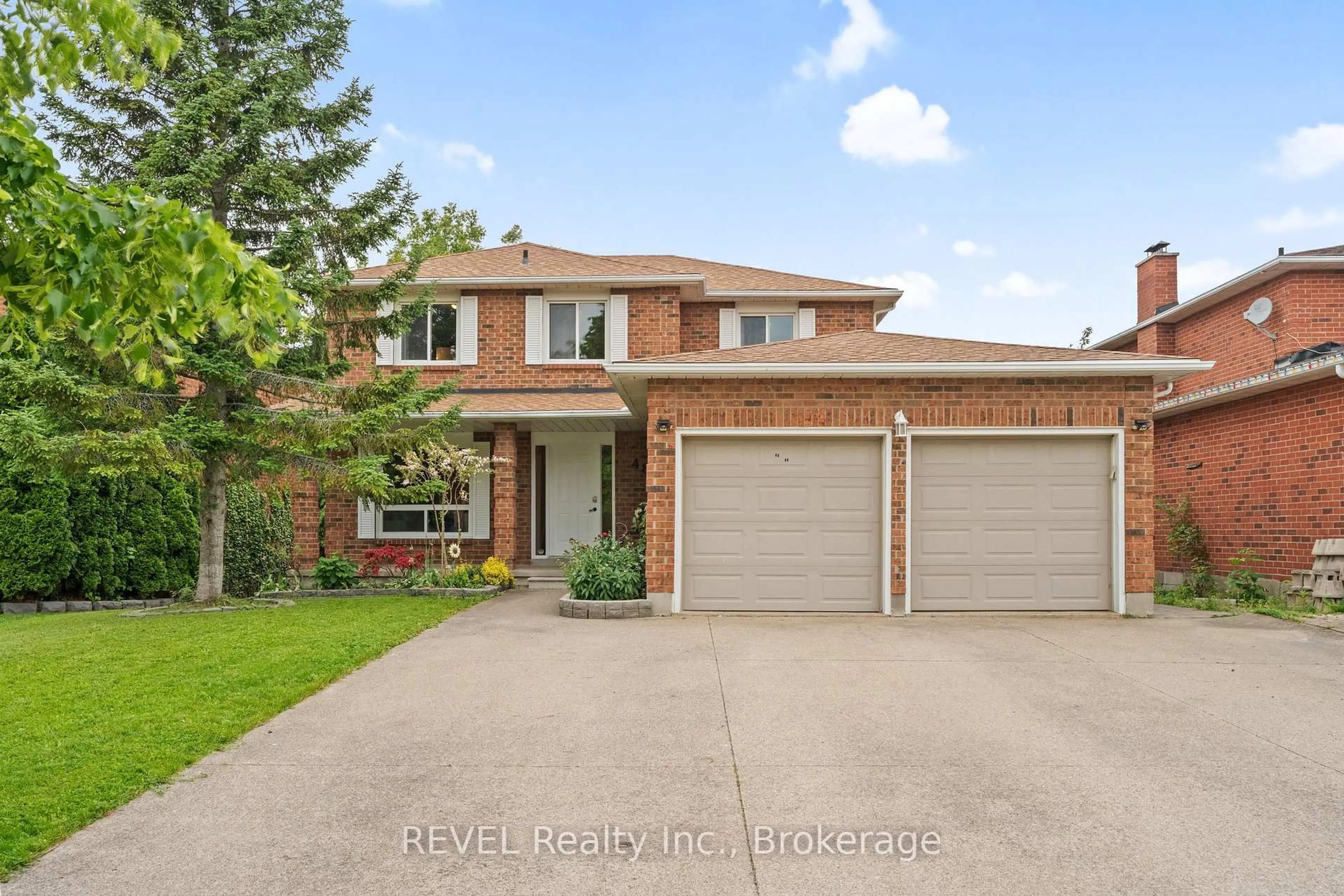Home with brick exterior material, street for 48 Barbican Tr, St. Catharines Ontario L2T 4A3