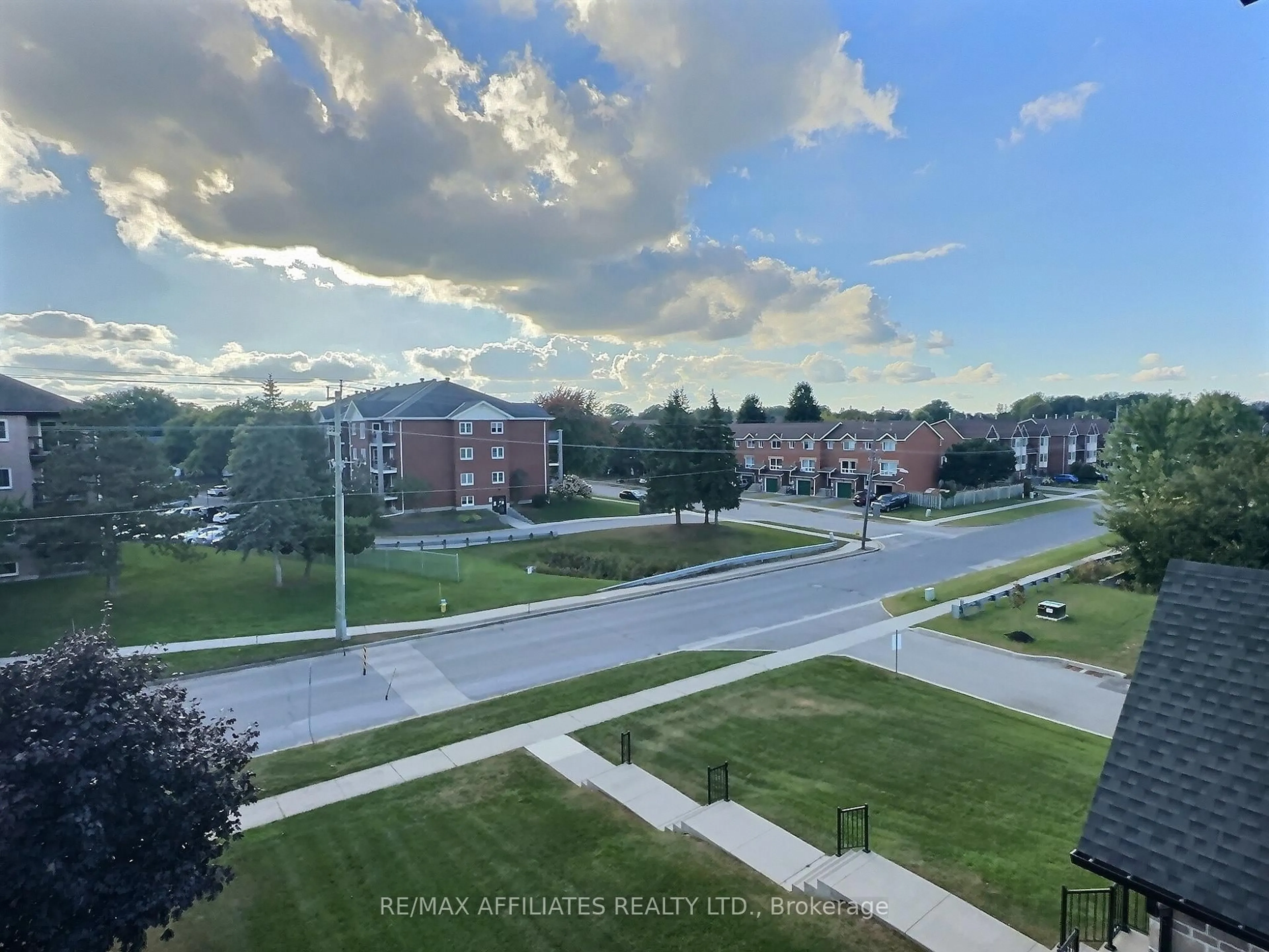A pic from outside/outdoor area/front of a property/back of a property/a pic from drone, unknown for 1109 Millwood Ave #303, Brockville Ontario K6V 0C7