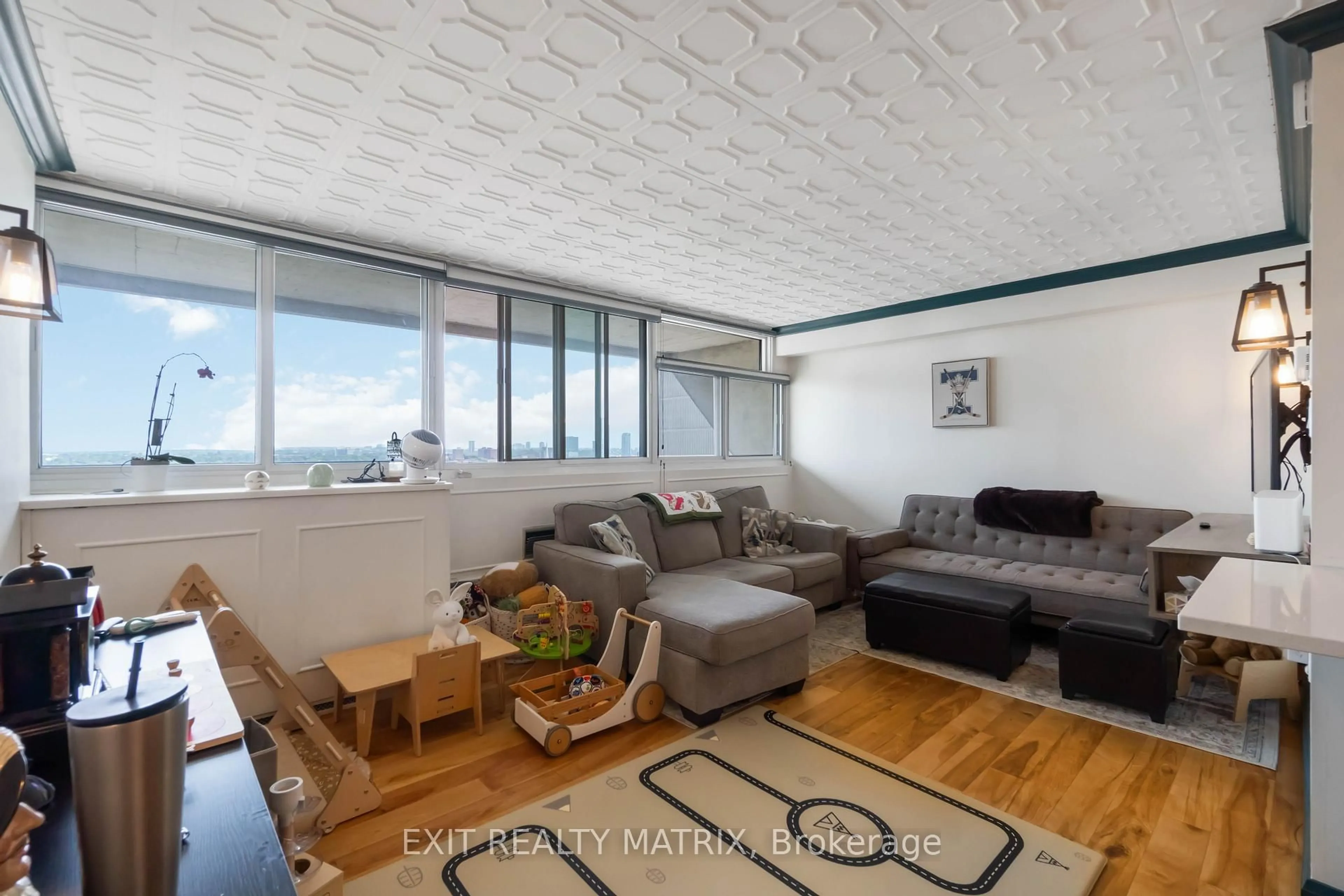 Living room with furniture, unknown for 500 Laurier Ave #1609, Ottawa Ontario K1R 5E1