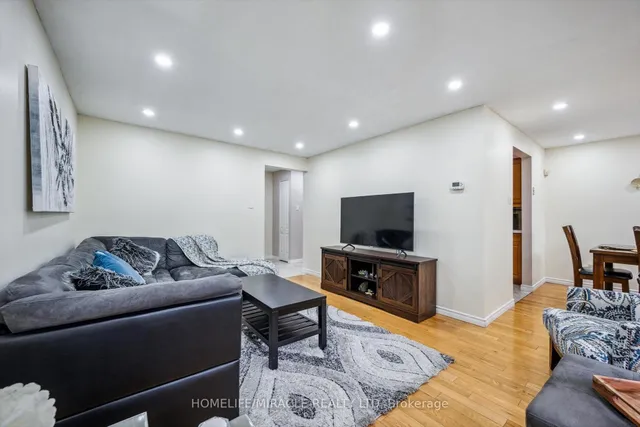 Additional property image - 28 Underhill Cres Unit 22