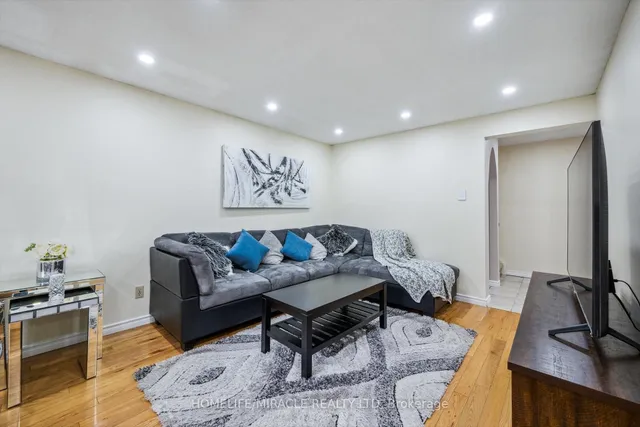 Additional property image - 28 Underhill Cres Unit 22