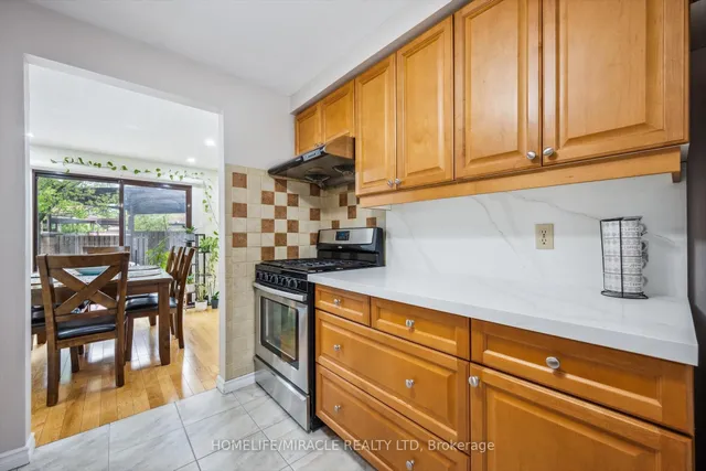 Additional property image - 28 Underhill Cres Unit 22