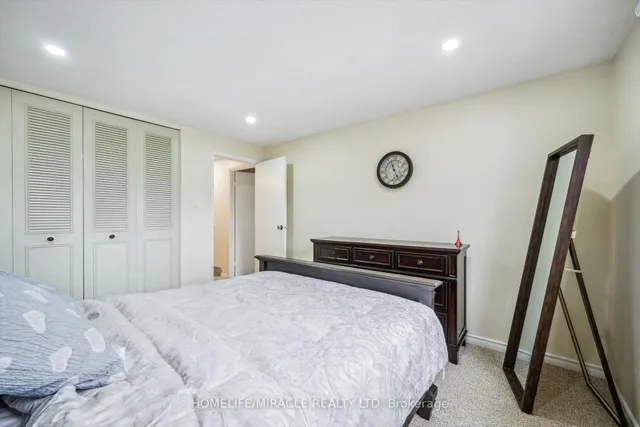 Additional property image - 28 Underhill Cres Unit 22