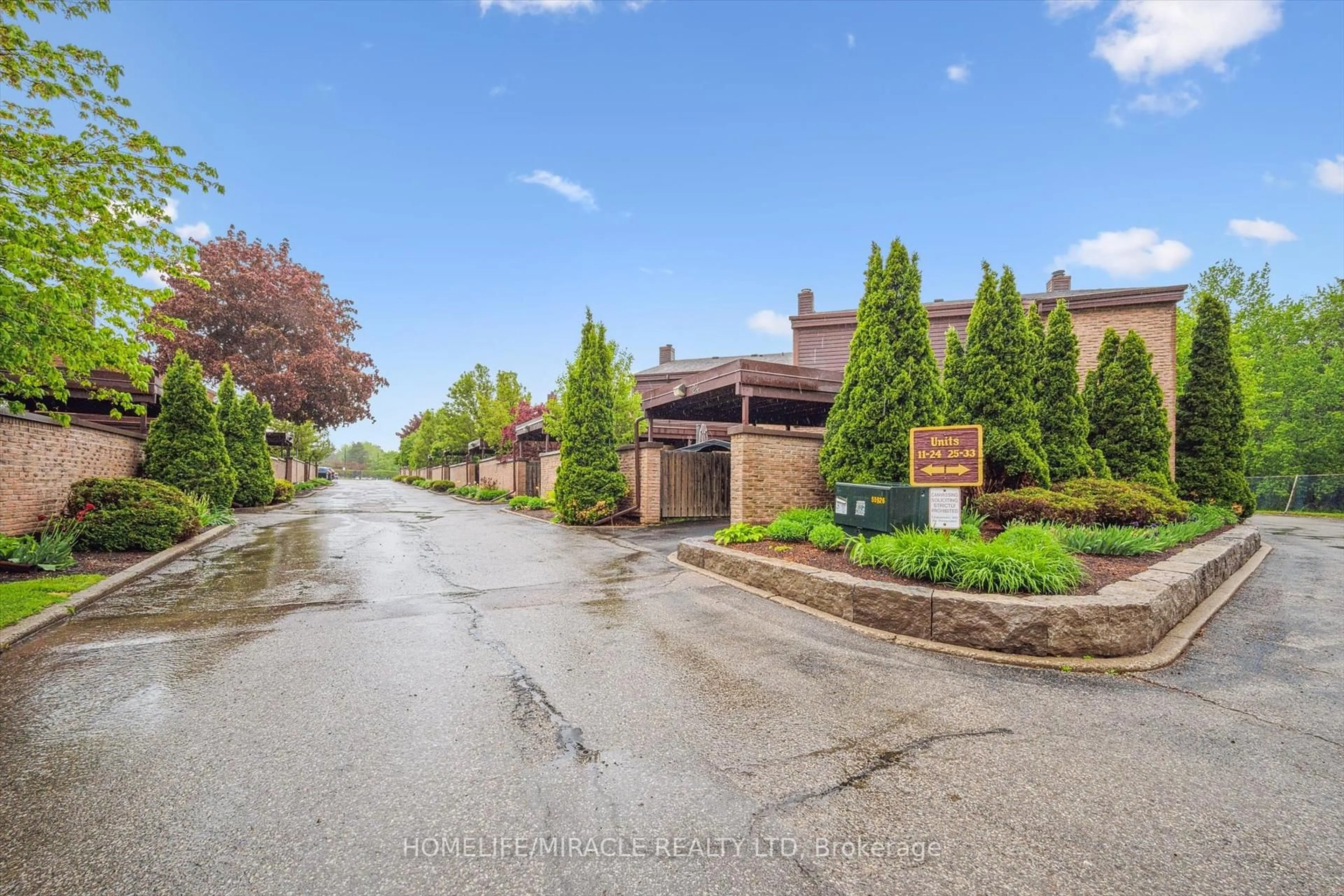 Unknown for 28 Underhill Cres #22, Kitchener Ontario N2A 2S8