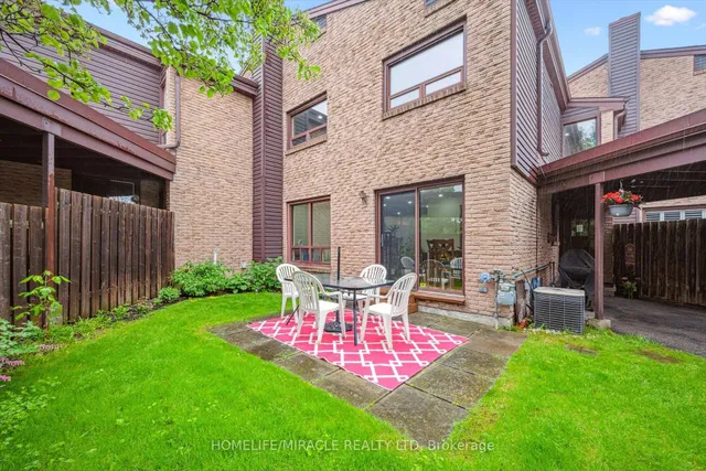 Additional property image - 28 Underhill Cres Unit 22