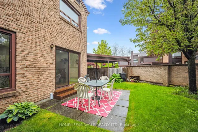 Additional property image - 28 Underhill Cres Unit 22