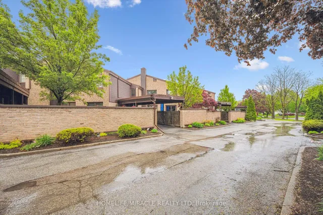 Additional property image - 28 Underhill Cres Unit 22
