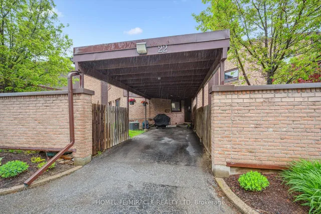 Additional property image - 28 Underhill Cres Unit 22