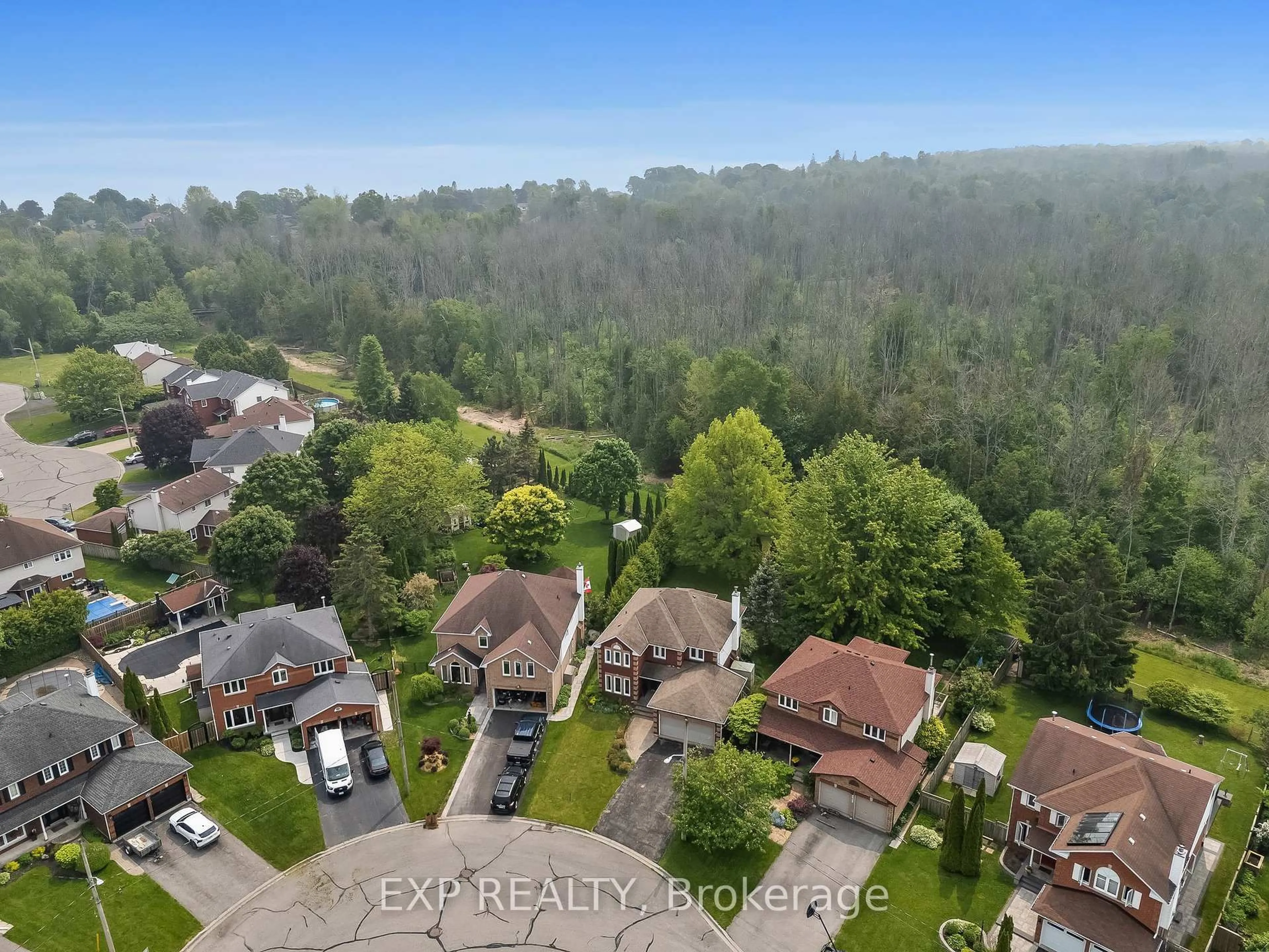 A pic from outside/outdoor area/front of a property/back of a property/a pic from drone, unknown for 757 Beatty Cres, Cobourg Ontario K9A 5K7