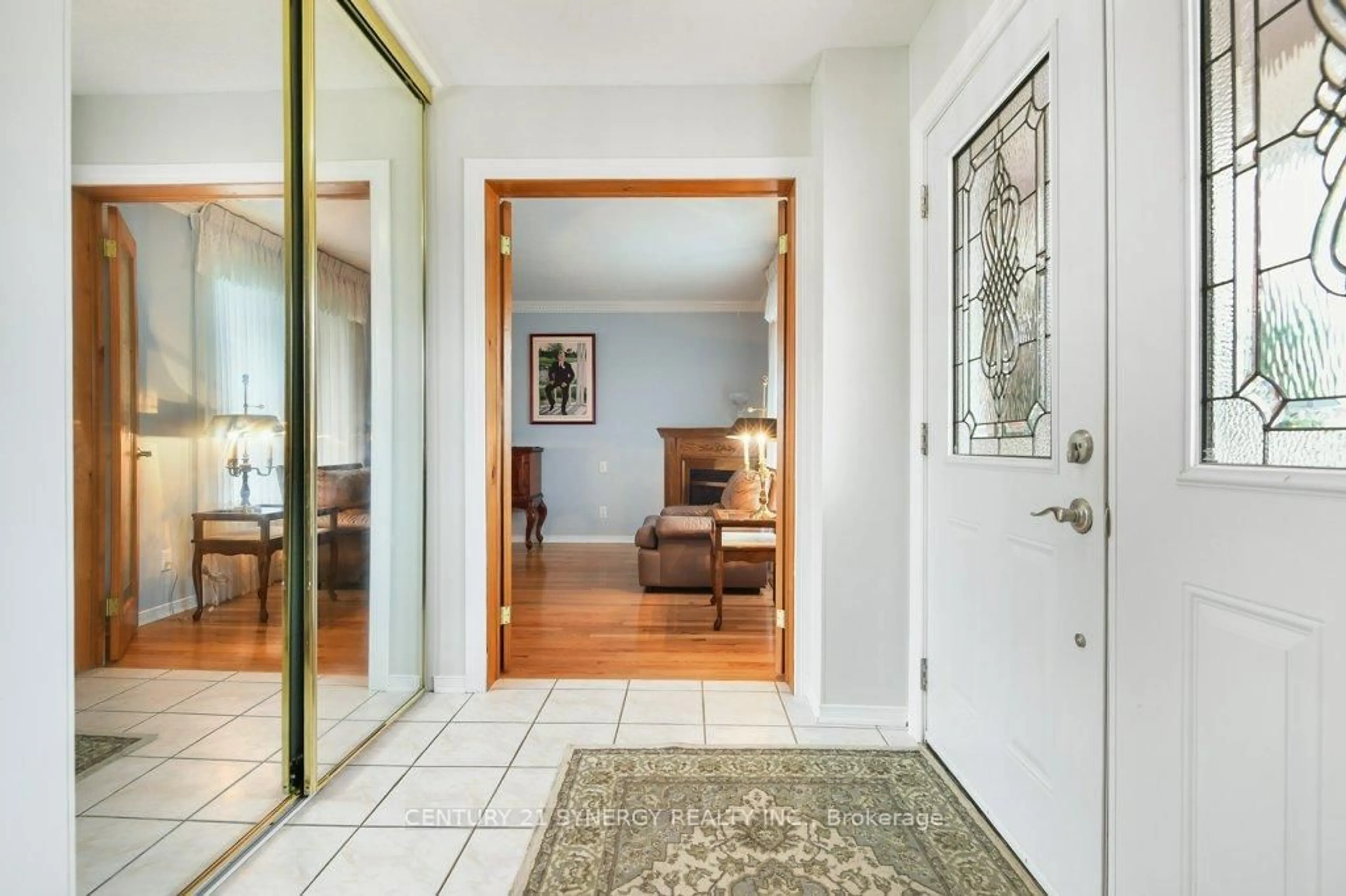 Indoor entryway for 51 Mika St, Ottawa Ontario K2S 1K6
