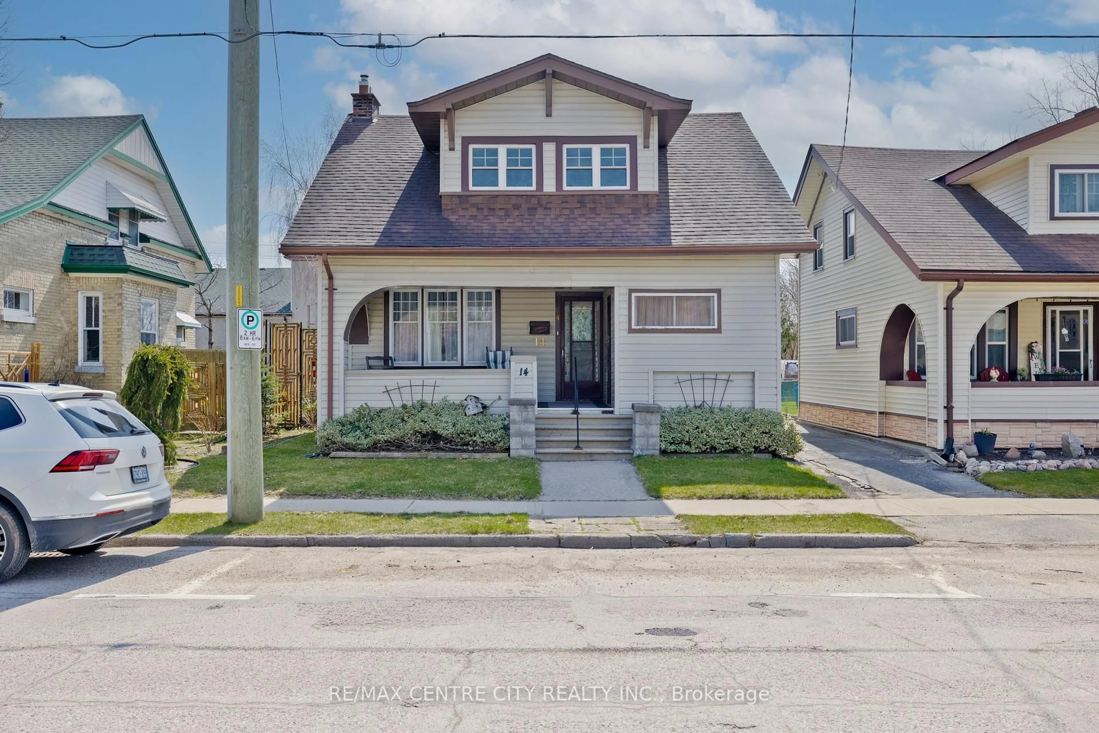 Unknown for 14 James St, Strathroy-Caradoc Ontario N7G 1S5