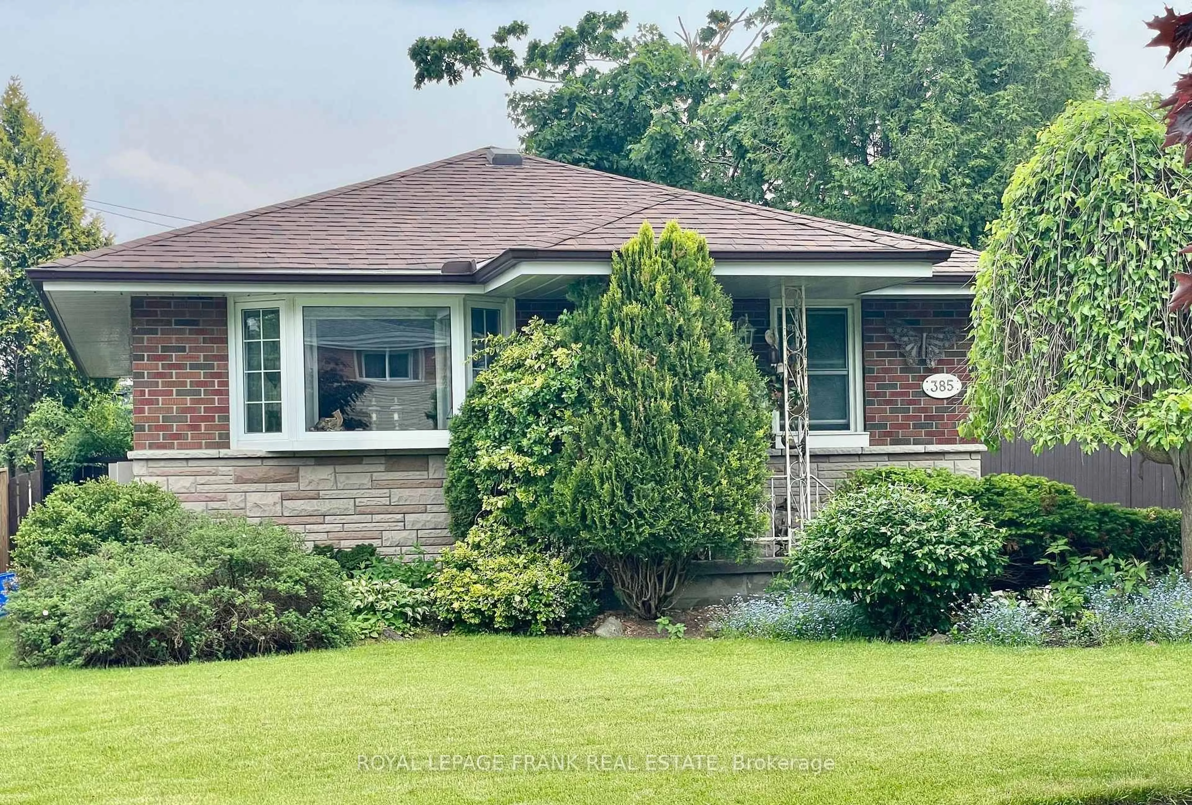 Home with brick exterior material, street for 385 Bellevue St, Peterborough North Ontario K9H 5G3