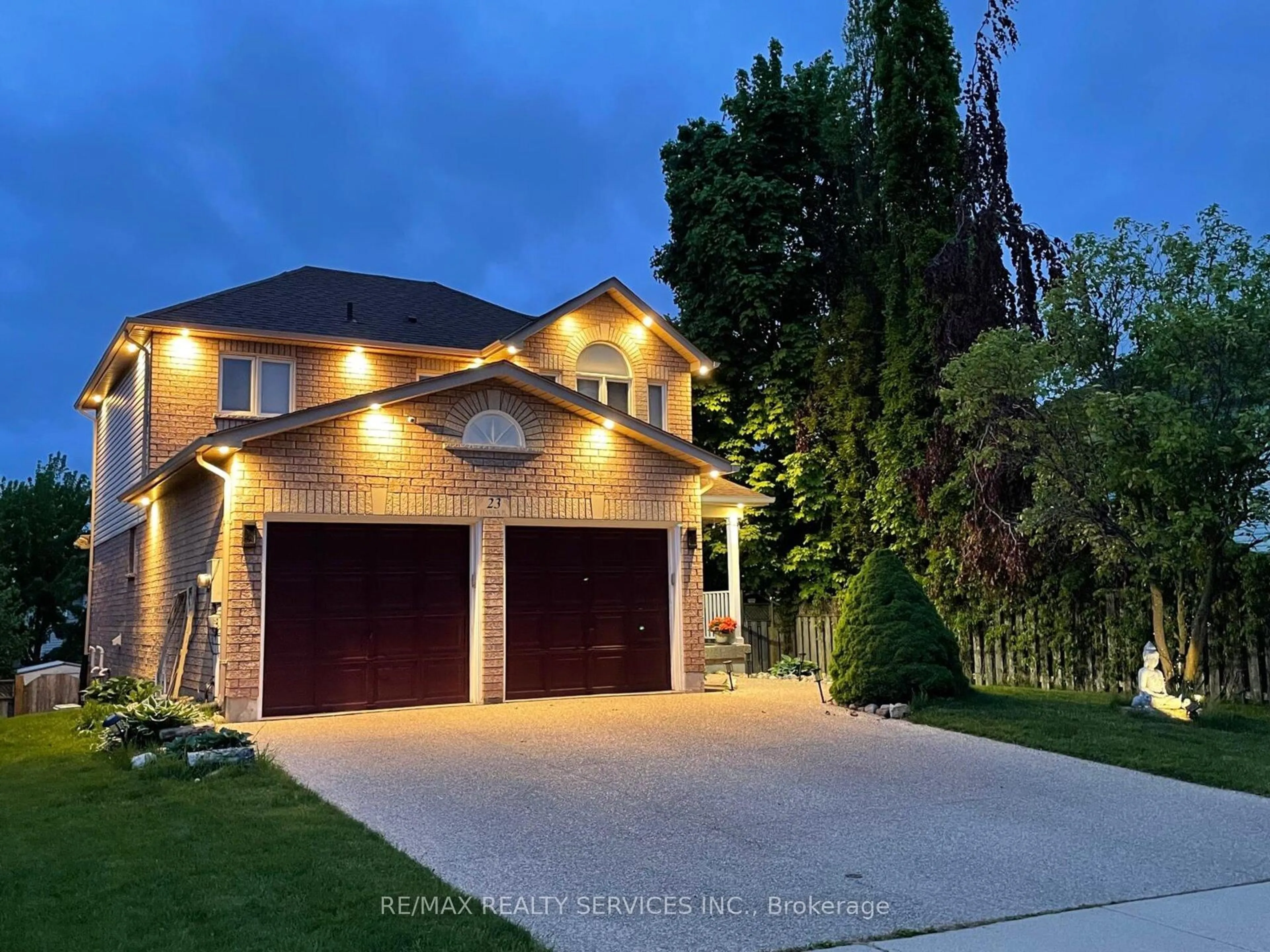 Home with brick exterior material, street for 23 Fenwick Pl, Hamilton Ontario L8B 0P5