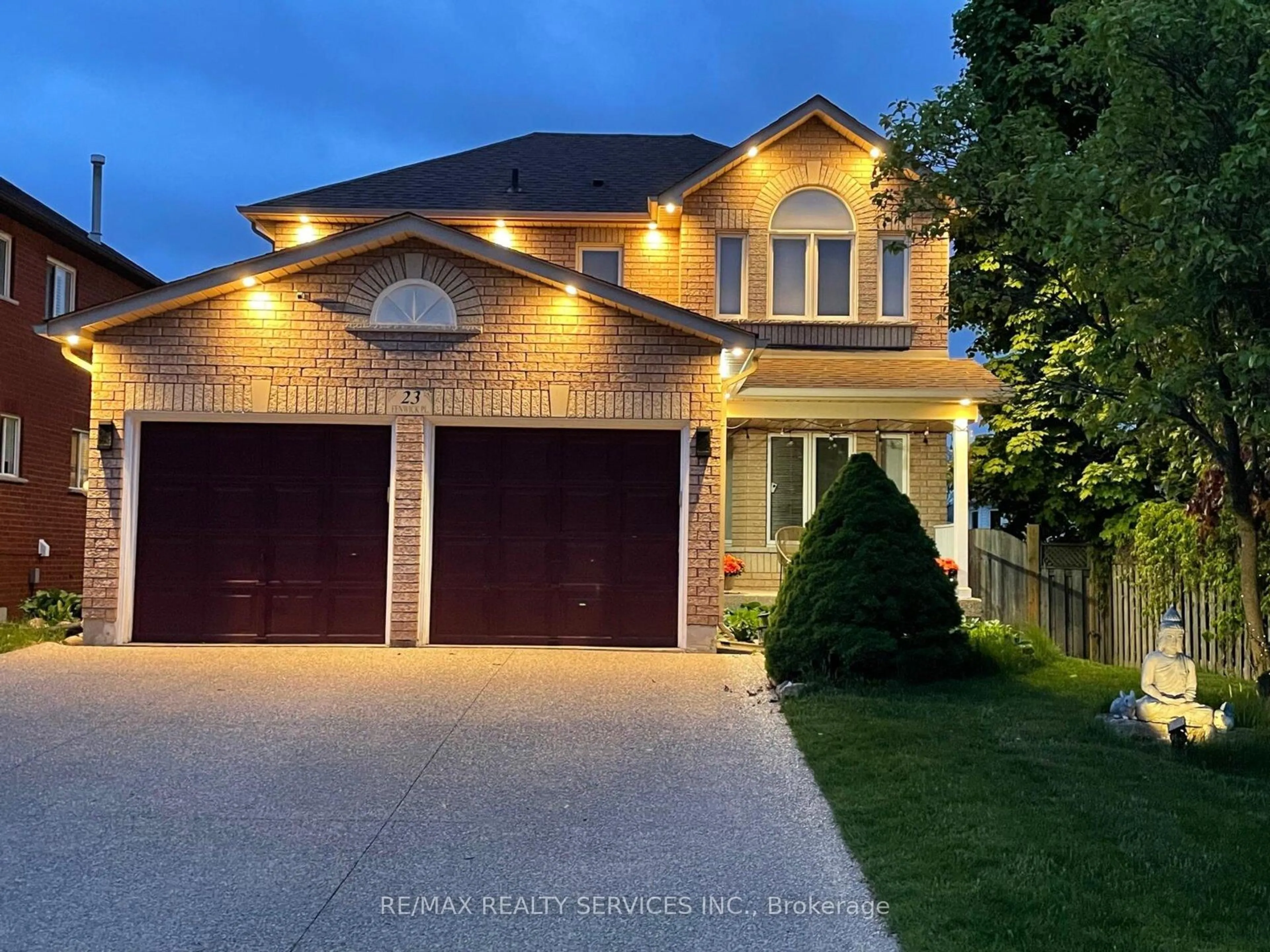 Home with brick exterior material, street for 23 Fenwick Pl, Hamilton Ontario L8B 0P5