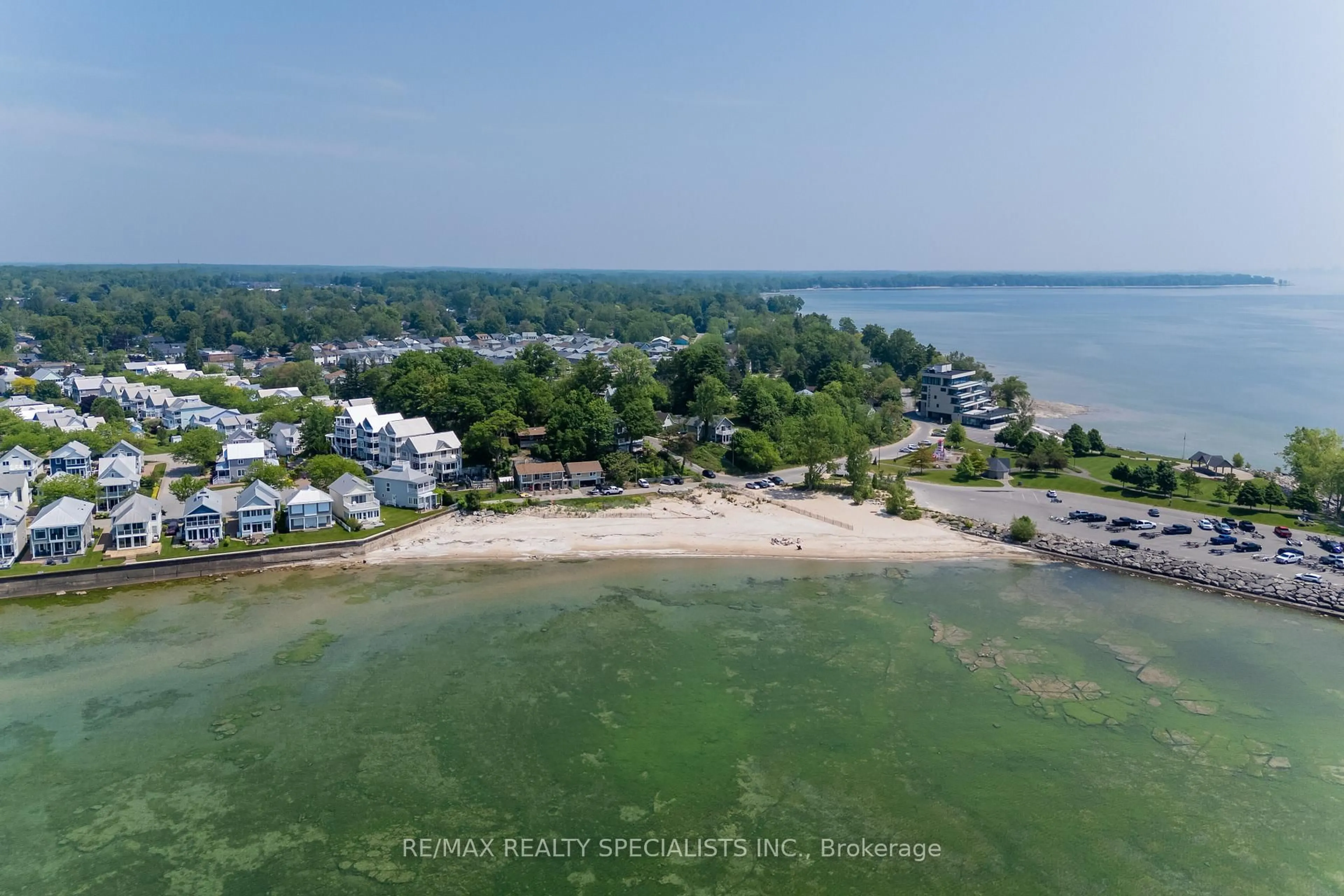 A pic from outside/outdoor area/front of a property/back of a property/a pic from drone, water/lake/river/ocean view for 532 RIDGEWAY Rd, Fort Erie Ontario L0S 1B0