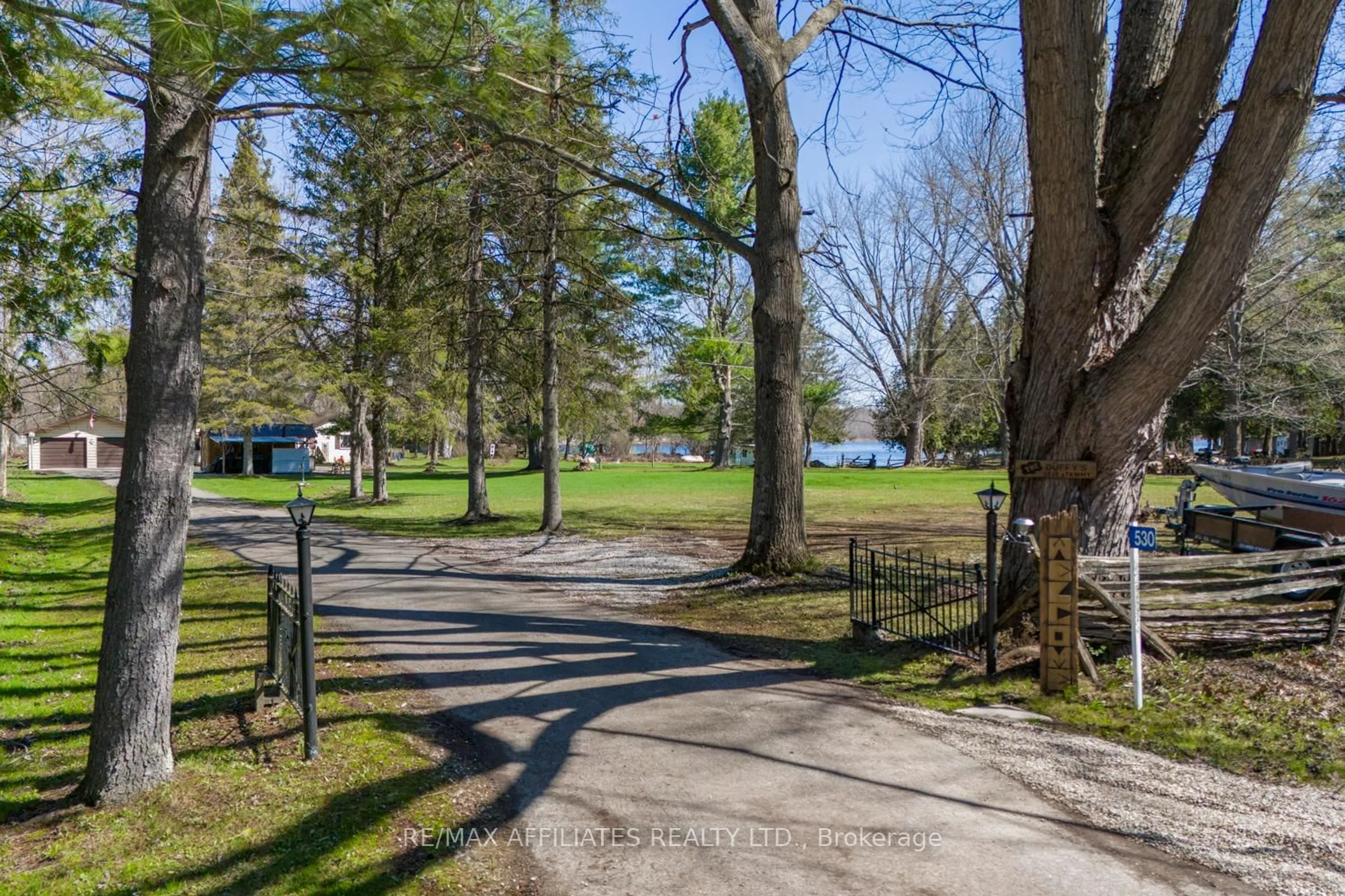 Unknown for 530 Moore Dr, Carleton Place Ontario K7C 4L1