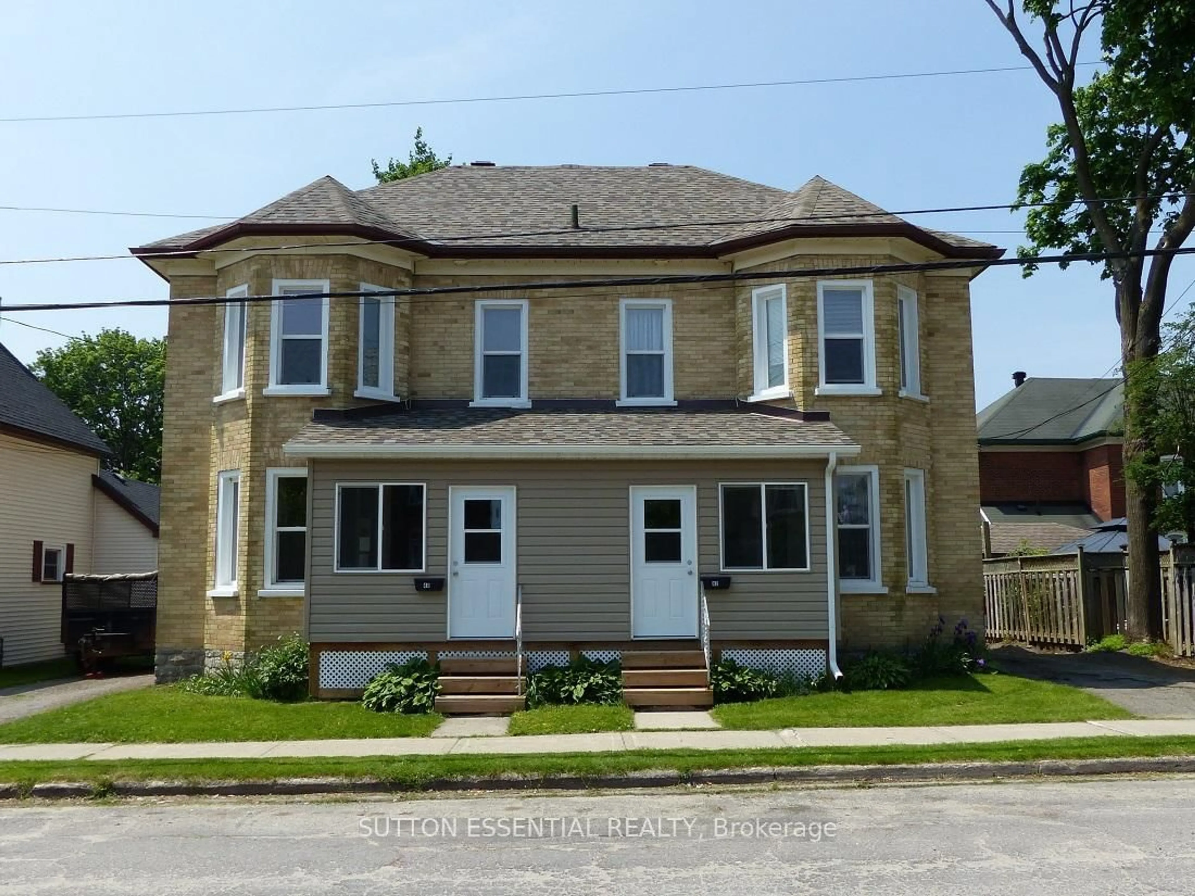 Home with brick exterior material, street for 42 McGill St, Smiths Falls Ontario K7A 2J5